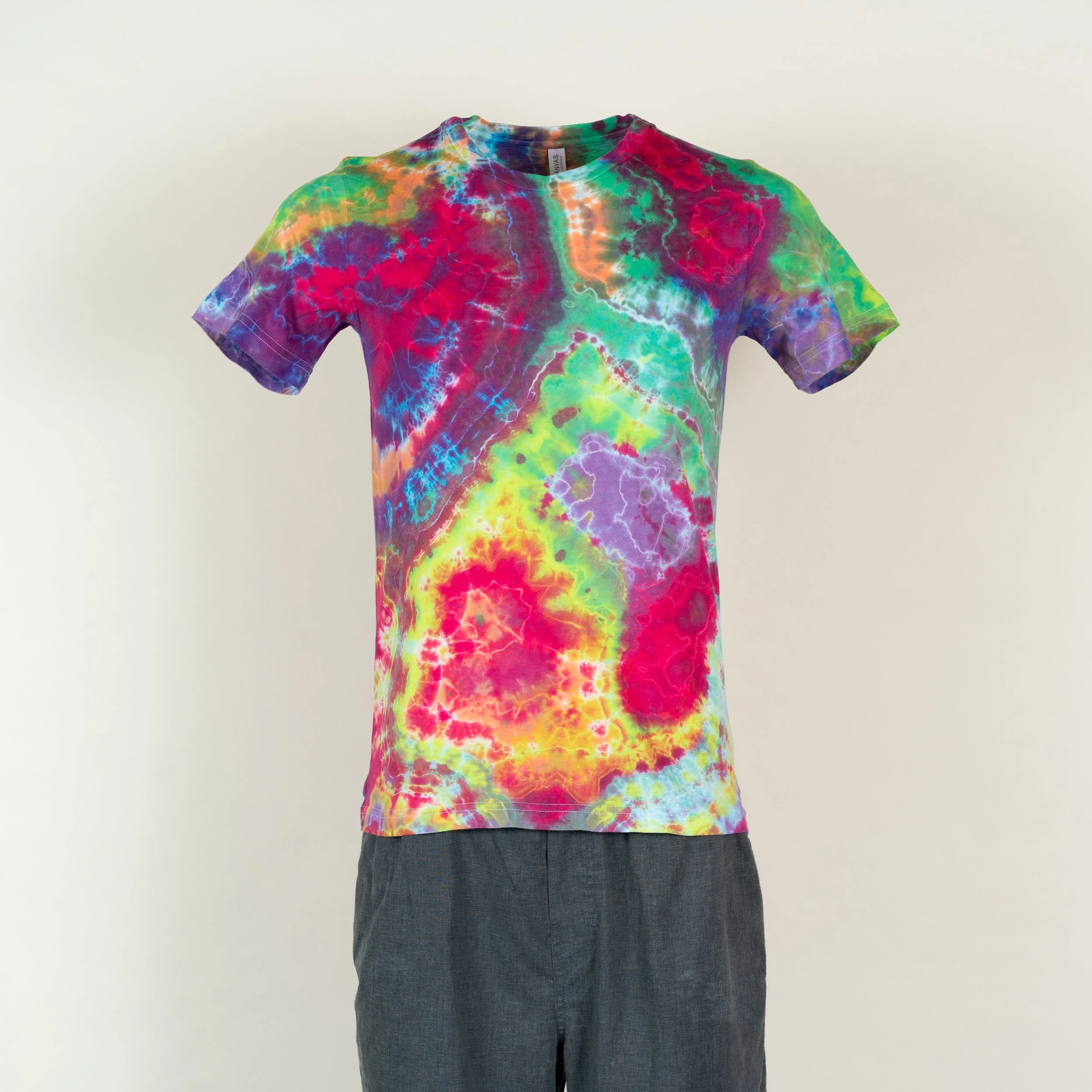 Rainbow Geode Tie Dye 0101-1701-1MF.jpg
