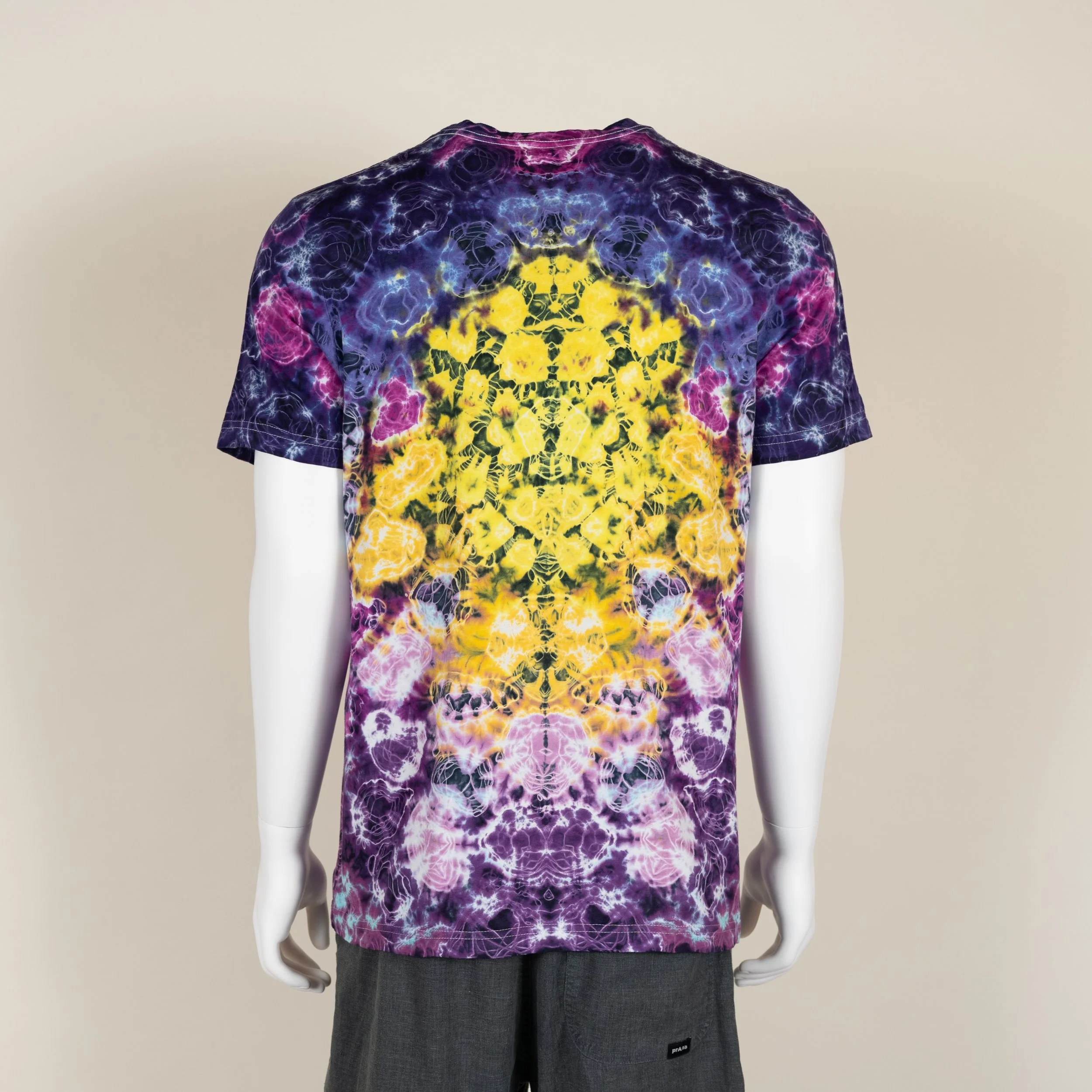 Nirvana Kenney Style Tie Dye 0103-1810-1MB.jpg