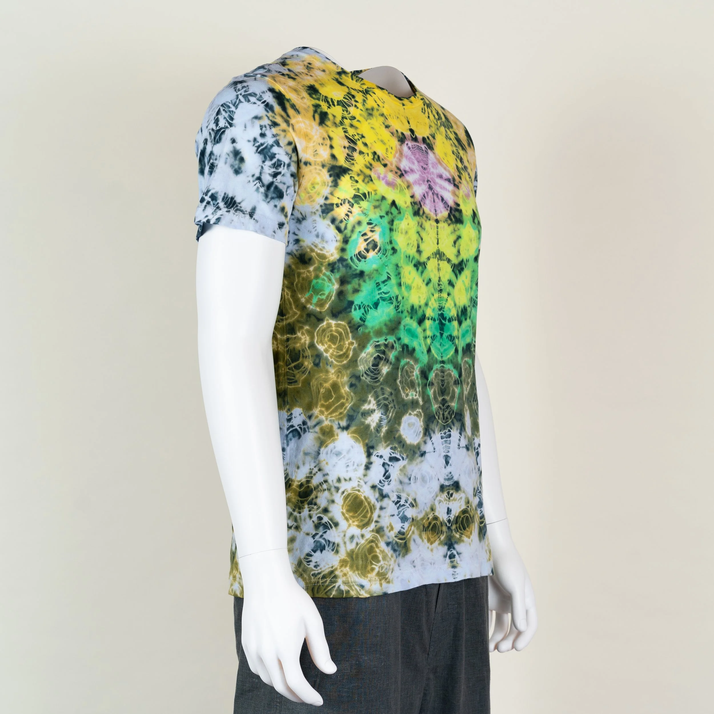 Lotus Sitter Kenney Style Tie Dye 0102-1810-1MR.jpg