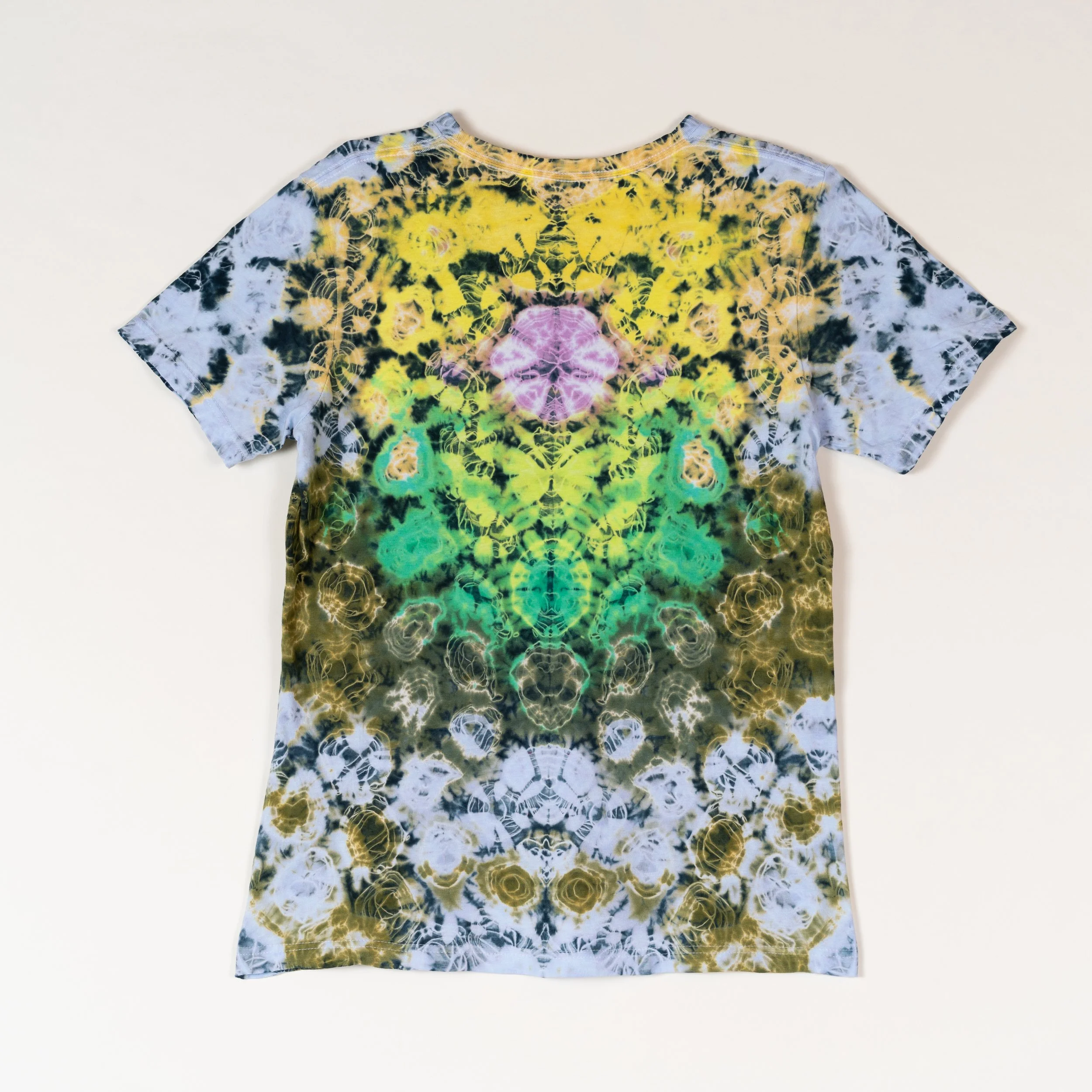 Lotus Sitter Kenney Style Tie Dye 0102-1810-1B.jpg