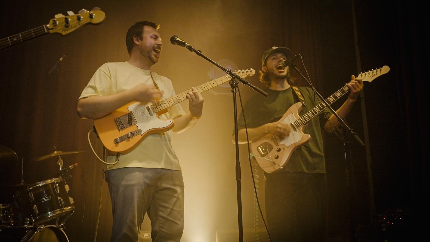 @cactusforbreakfast in action at @kulturhausinselberlin 🏝️
for their legendary EP release night.

#indiemusic #indie #music #newmusic #indieartist #psychedelicrock #indierock #spotify #livemusic #singersongwriter #musician #rock #independentartist #