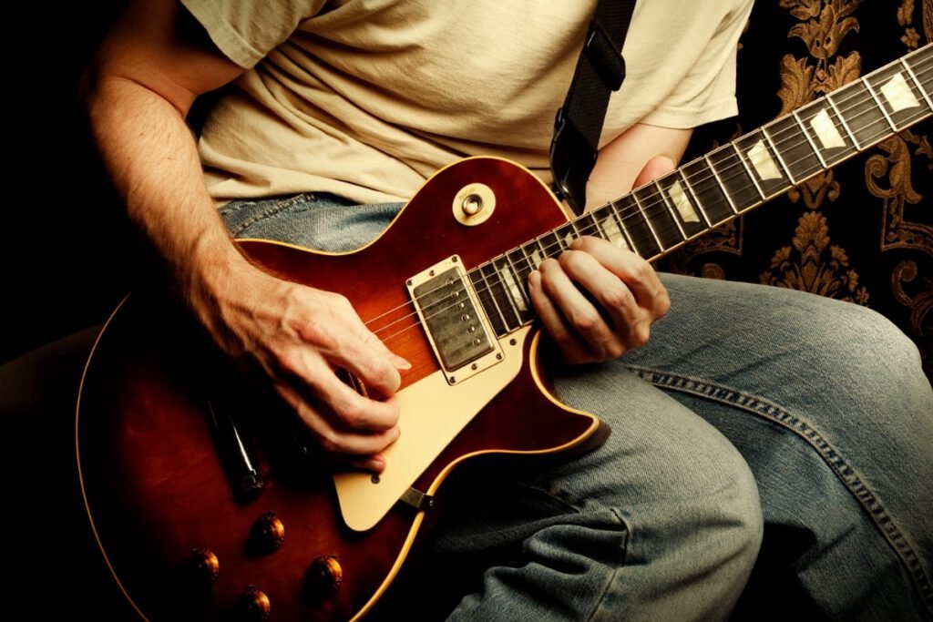Music Talk : Electric Guitars, Part 1 - pickups and families