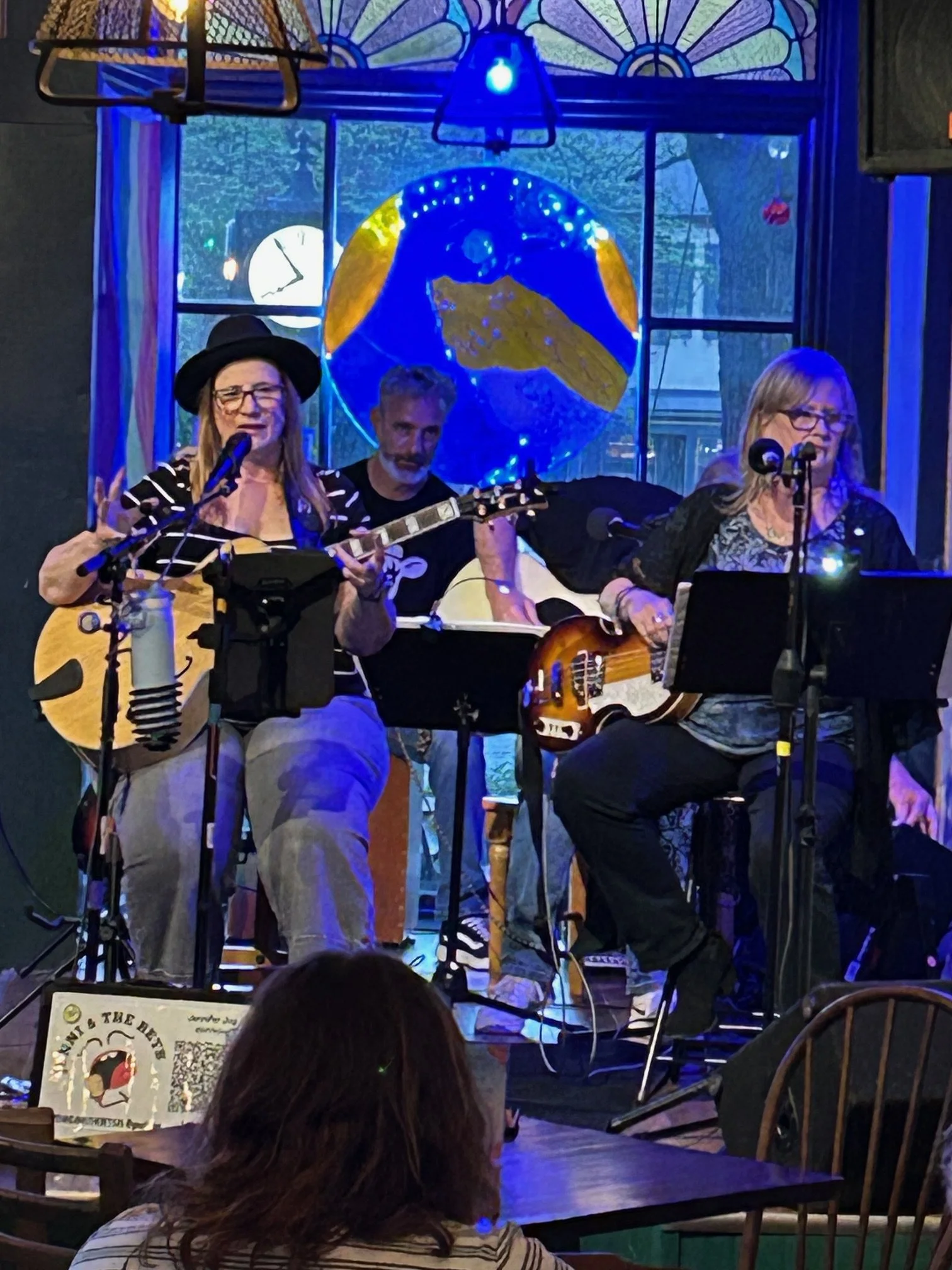 Live and Local: Jenni and the Bets
