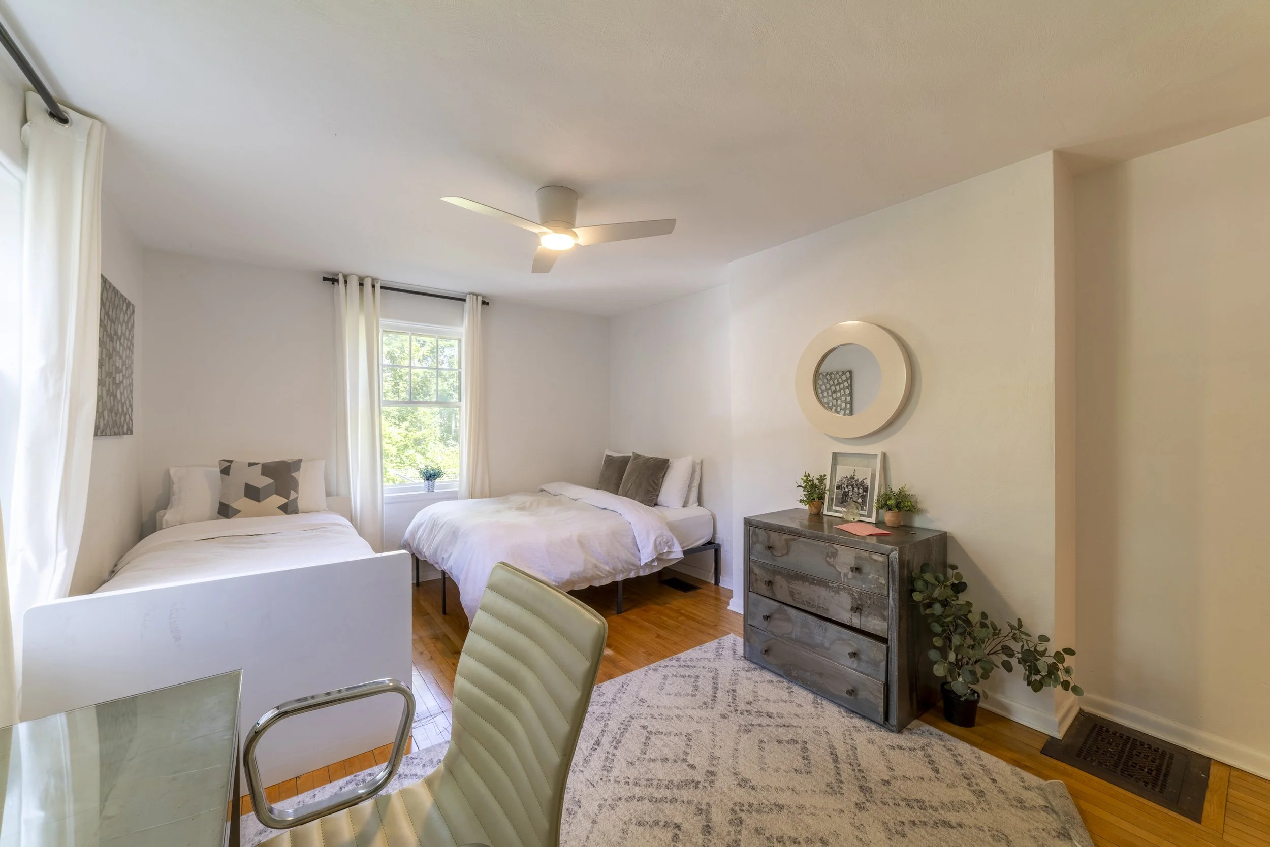 MFourthBedBrowntown0047.jpg