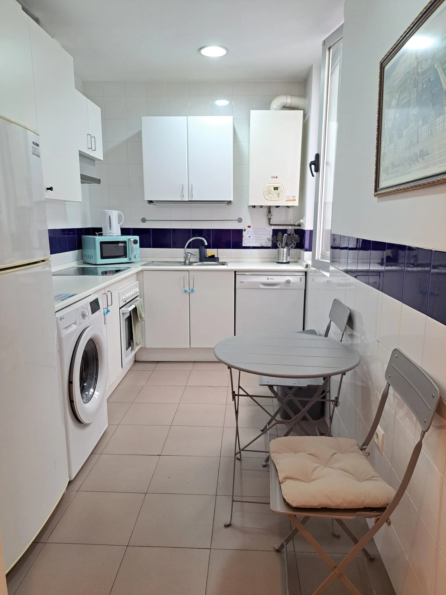 c4367a4f-59c6-4cc7-b586-8c91c308cb2c.jfif