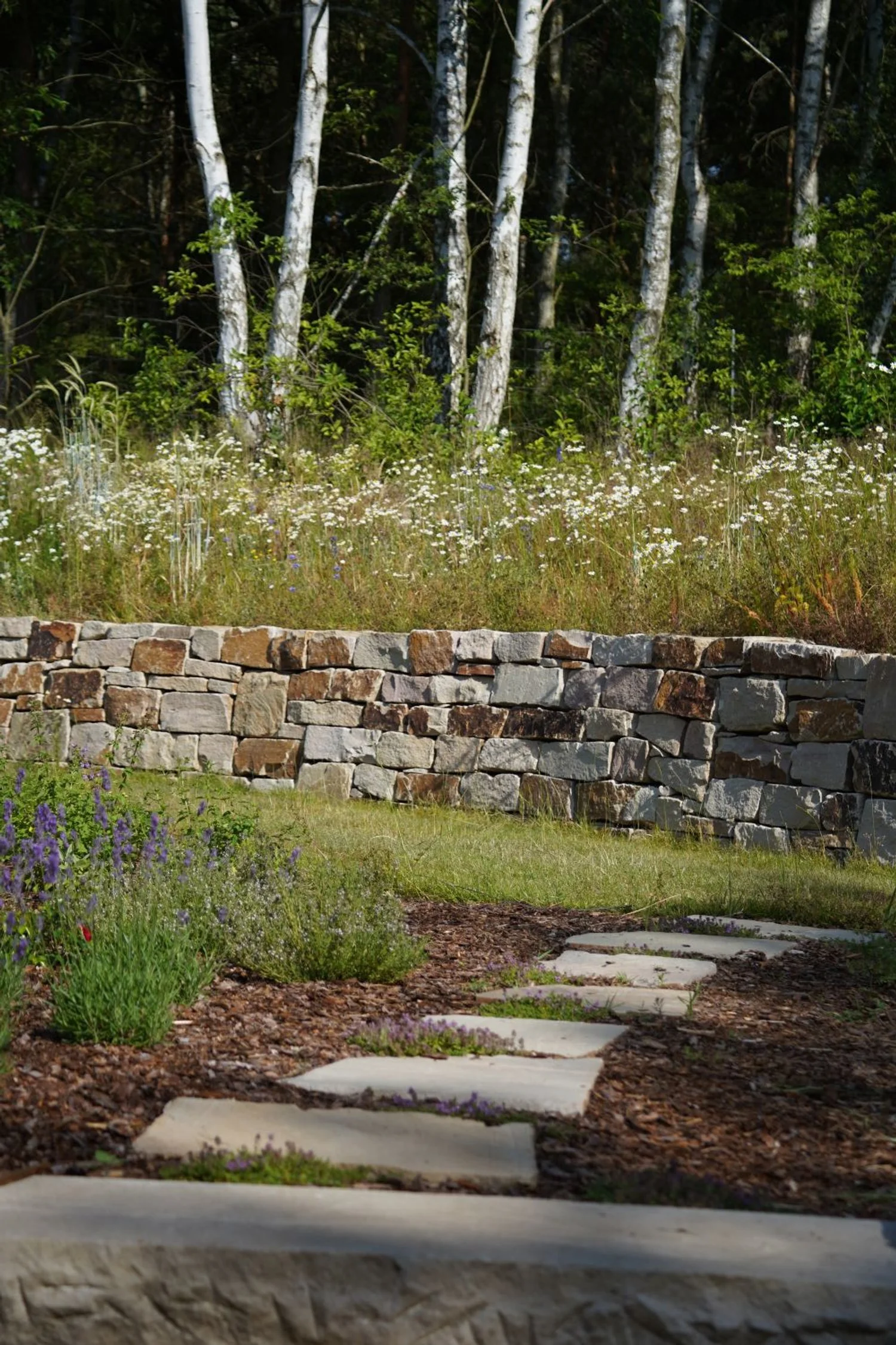 Wunderschöne Trockenmauer aus Sandstein