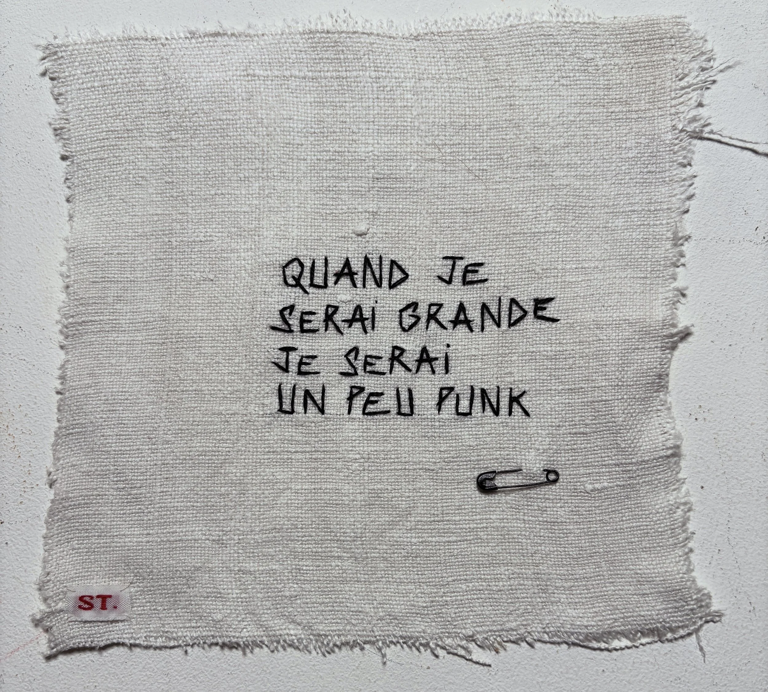 Quand je serai grande je serai un peu punk - 2025 (10 x 10 cm)