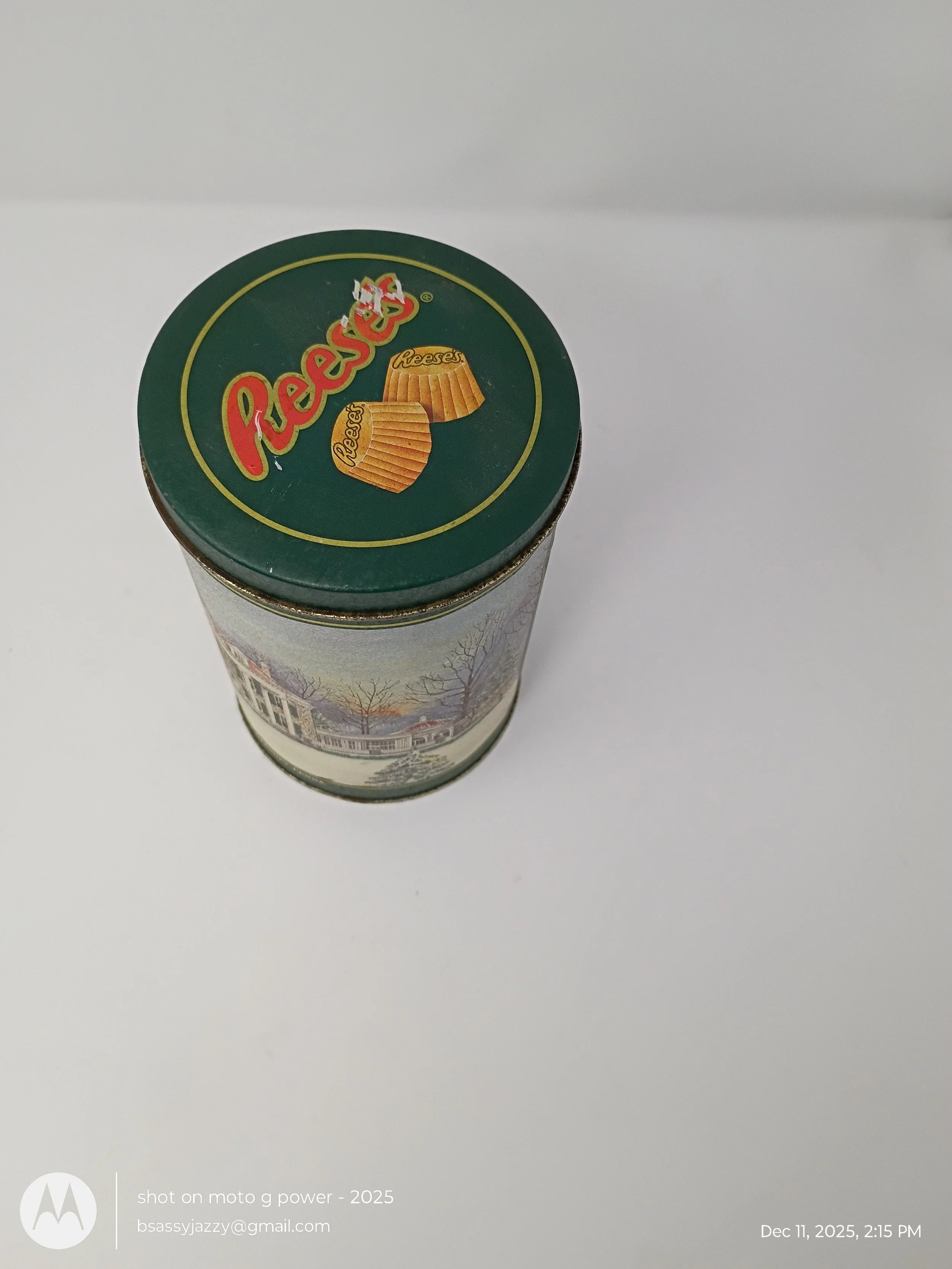 Reese's  Hershey's Vintage Canister
