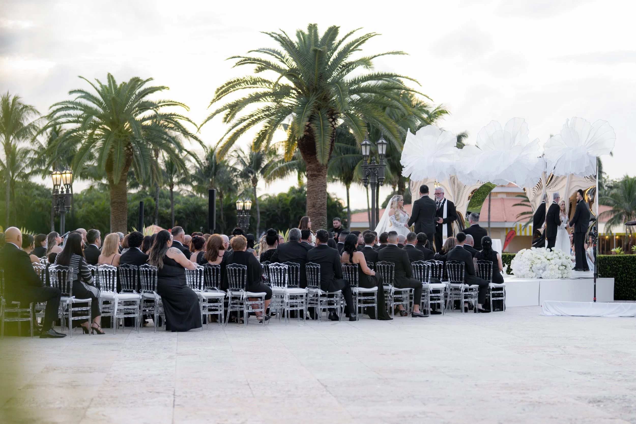 Live violin performance during a luxury wedding ceremony in South Florida