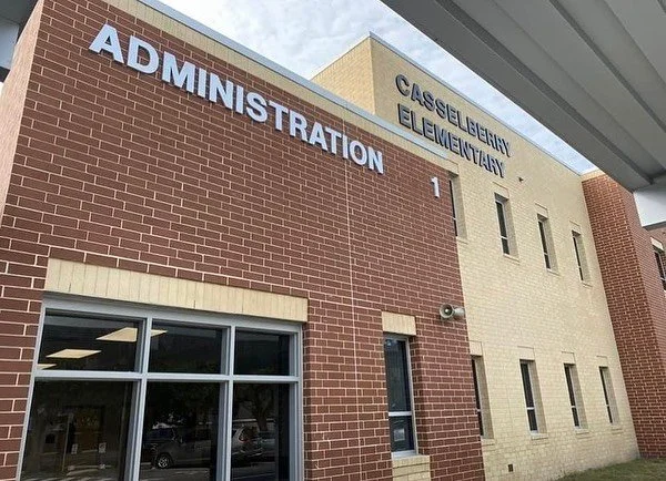 Casselberry ES front.jpg
