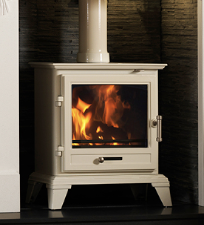 Classic 8 - Multifuel Stove - Warm White.png