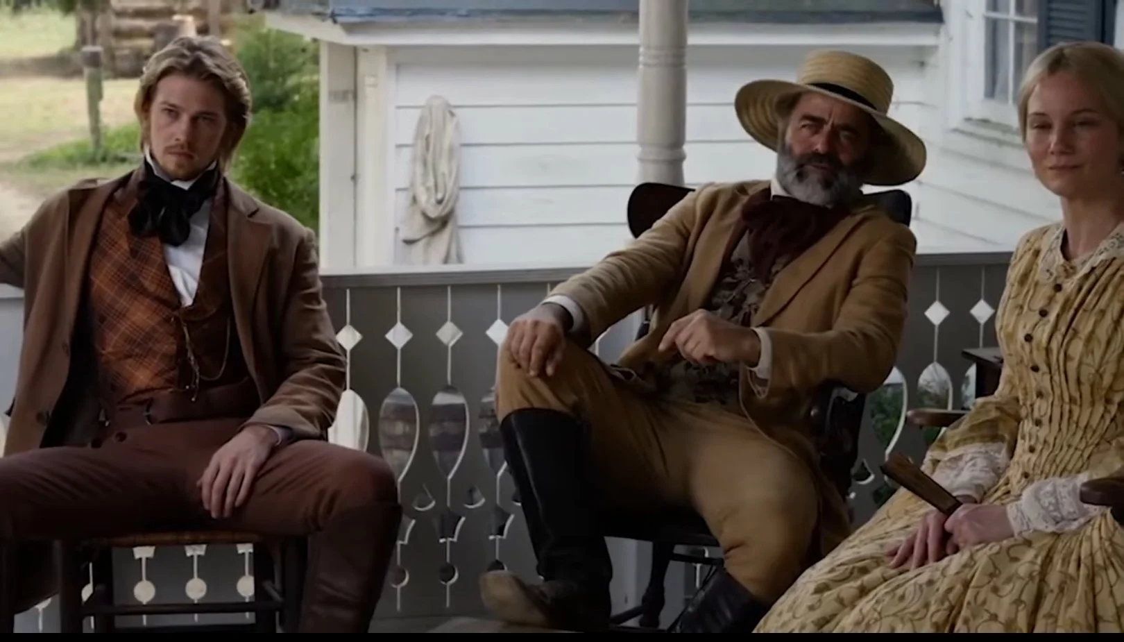 Mike Marunde, Joe Alwyn and Jennifer Nettles in Harriet