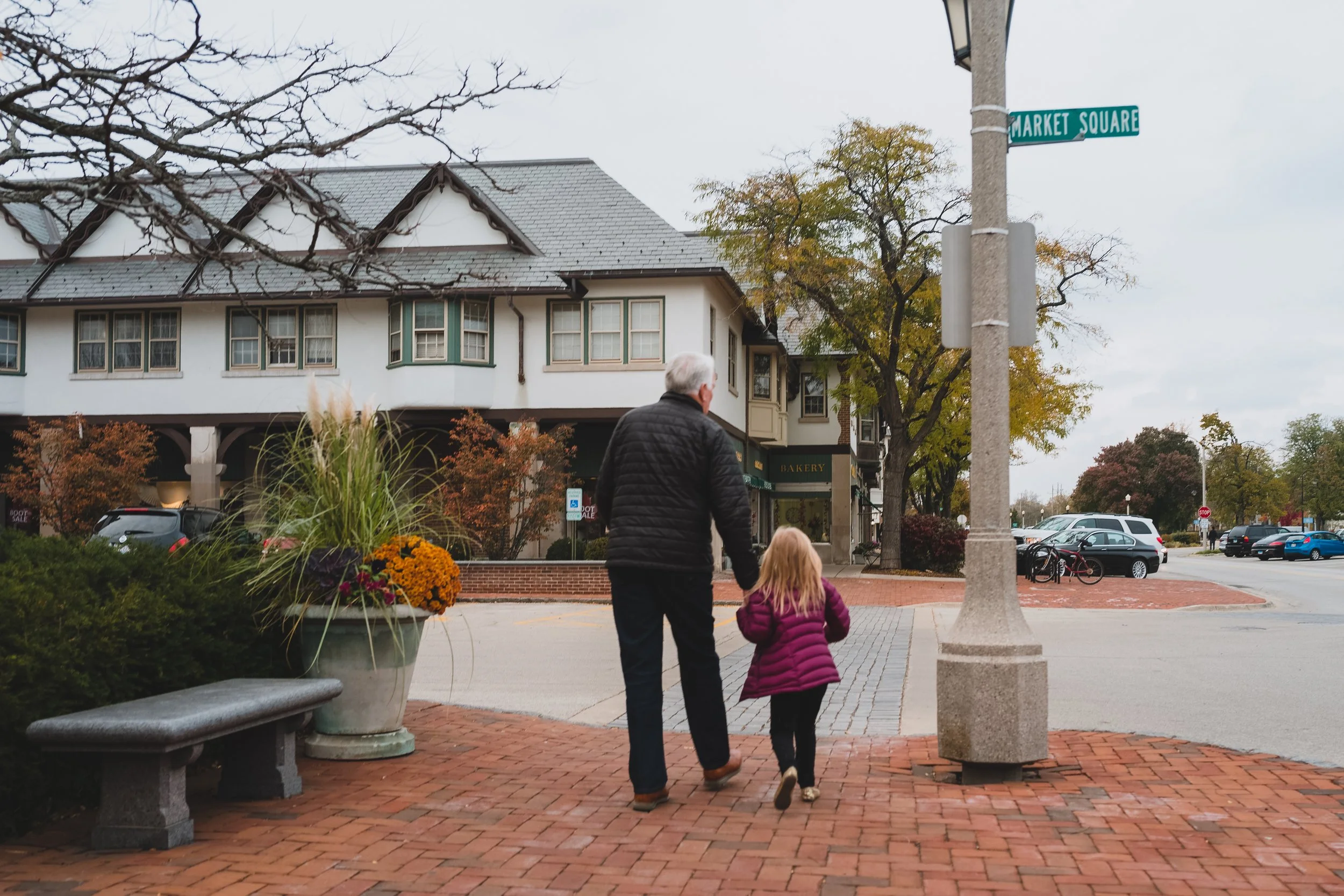 Lake Forest -Center Square