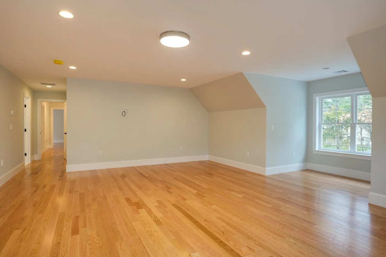 31-Primary-Bedroom.jpg