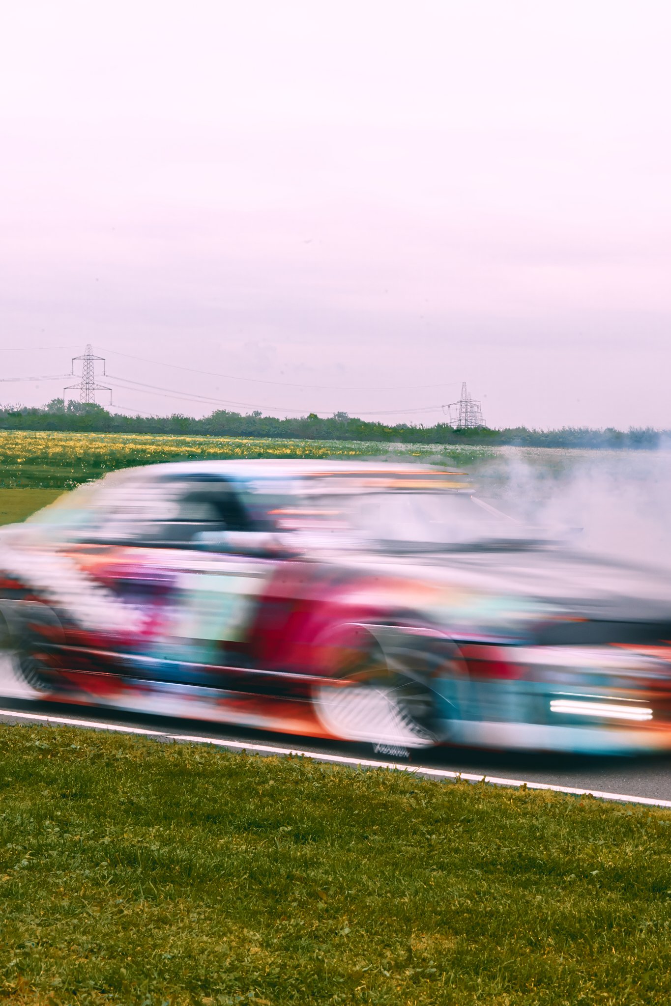 LZWorldTour016 copySUMMER_SPECTACULAR_RACE_DAY.jpg