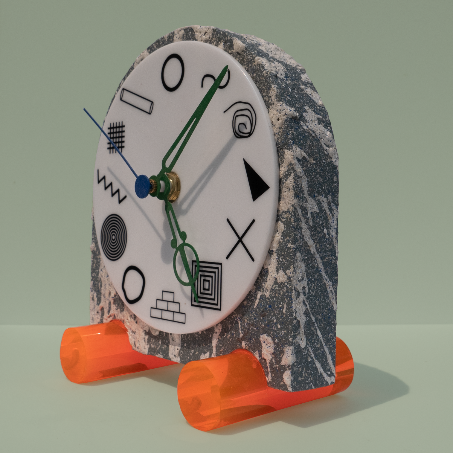 WILDBOD - MINI CLOCK - 06 - SIDE VIEW.png