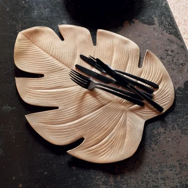 PM95082TVOR BAJO PLATO DORADO HOJA.jpg