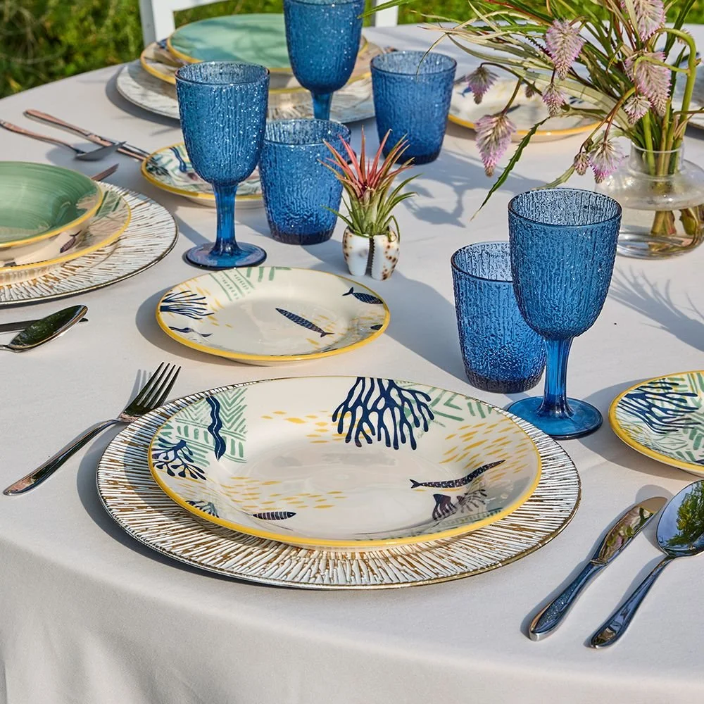 BAJO PLATO BLANCO Y DORADO.jpg