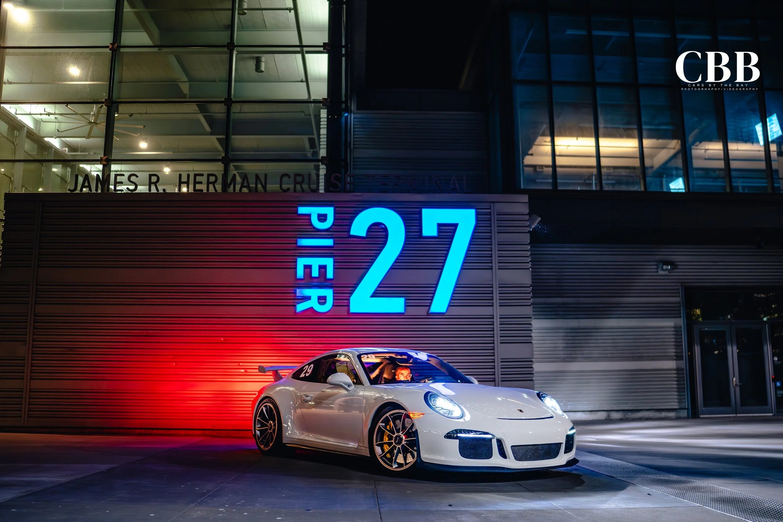 Porsche 911 GT3 Pier 27