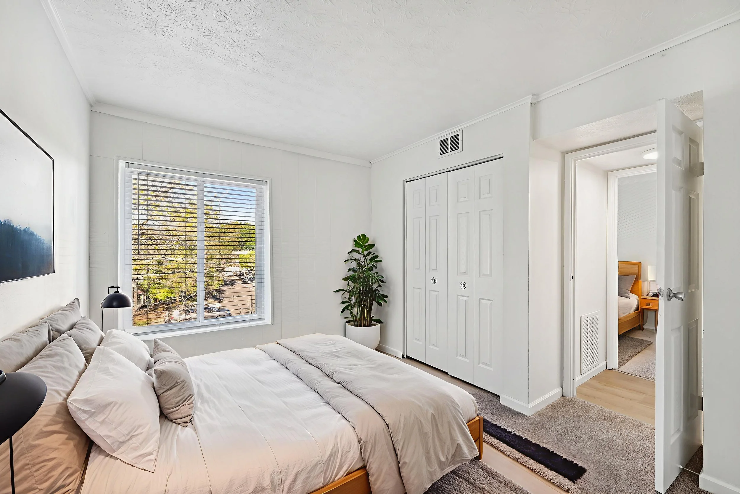 20-web-Plane-Tree-Dr-W-S0210-020 - Bedroom - Scandinavian - 1.jpg