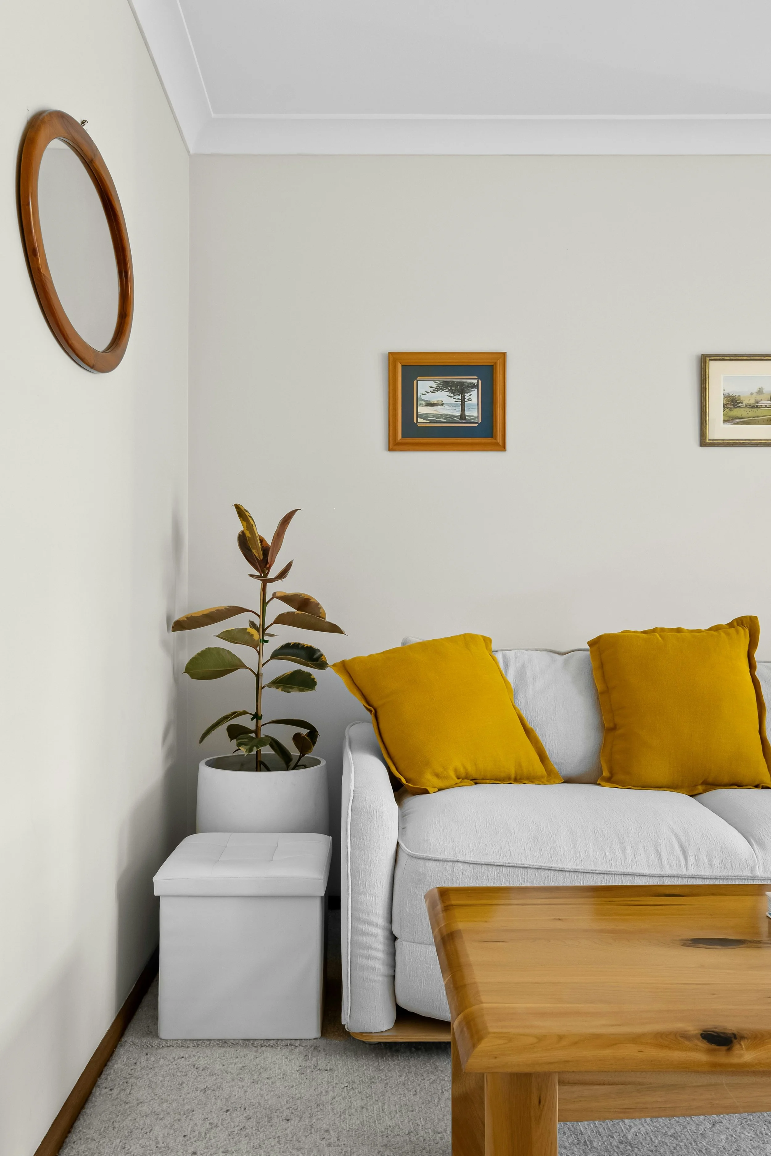 Empowering therapy for women to navigate midlife, change, and self-discovery.