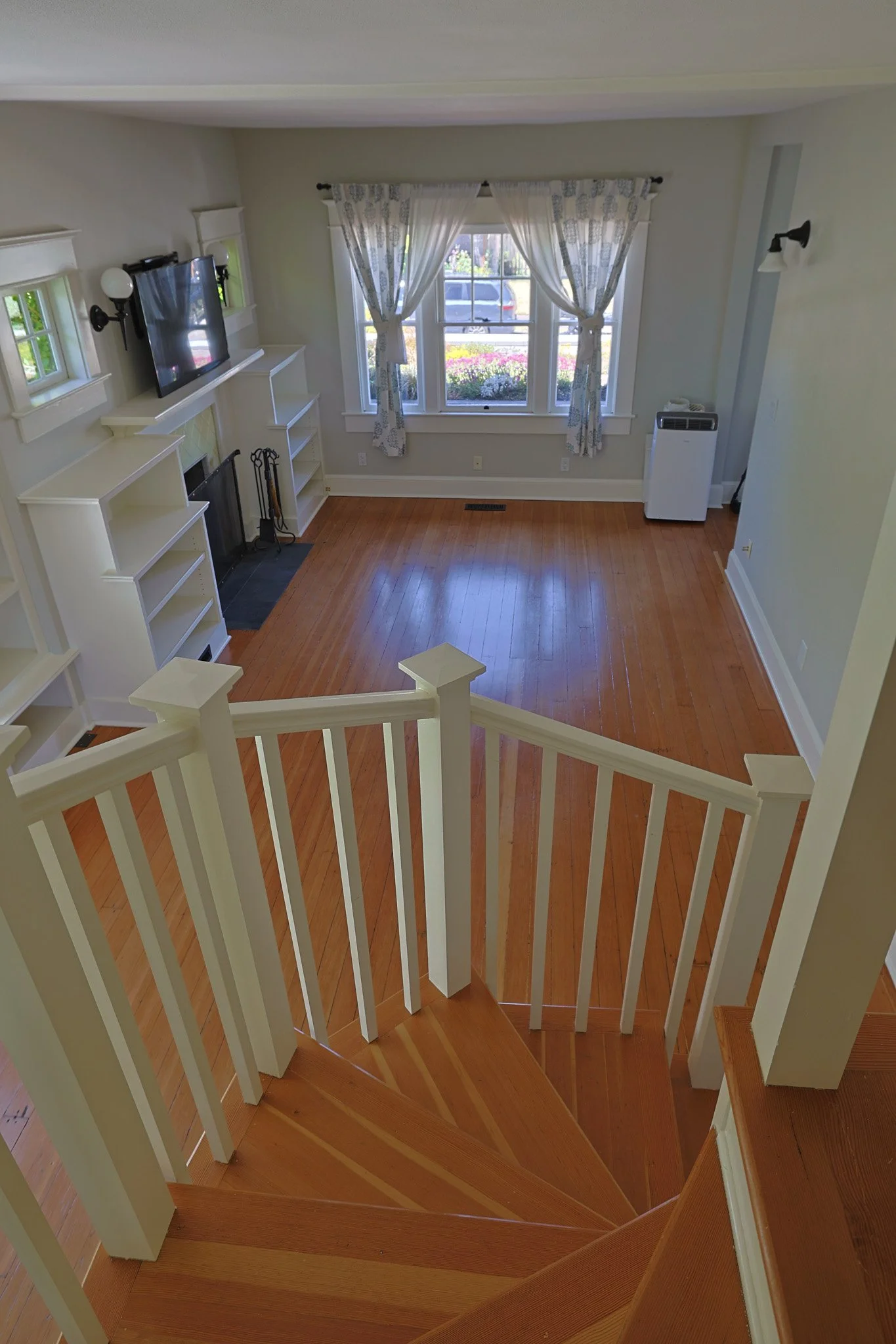 Threshold house rental pics-27.jpg