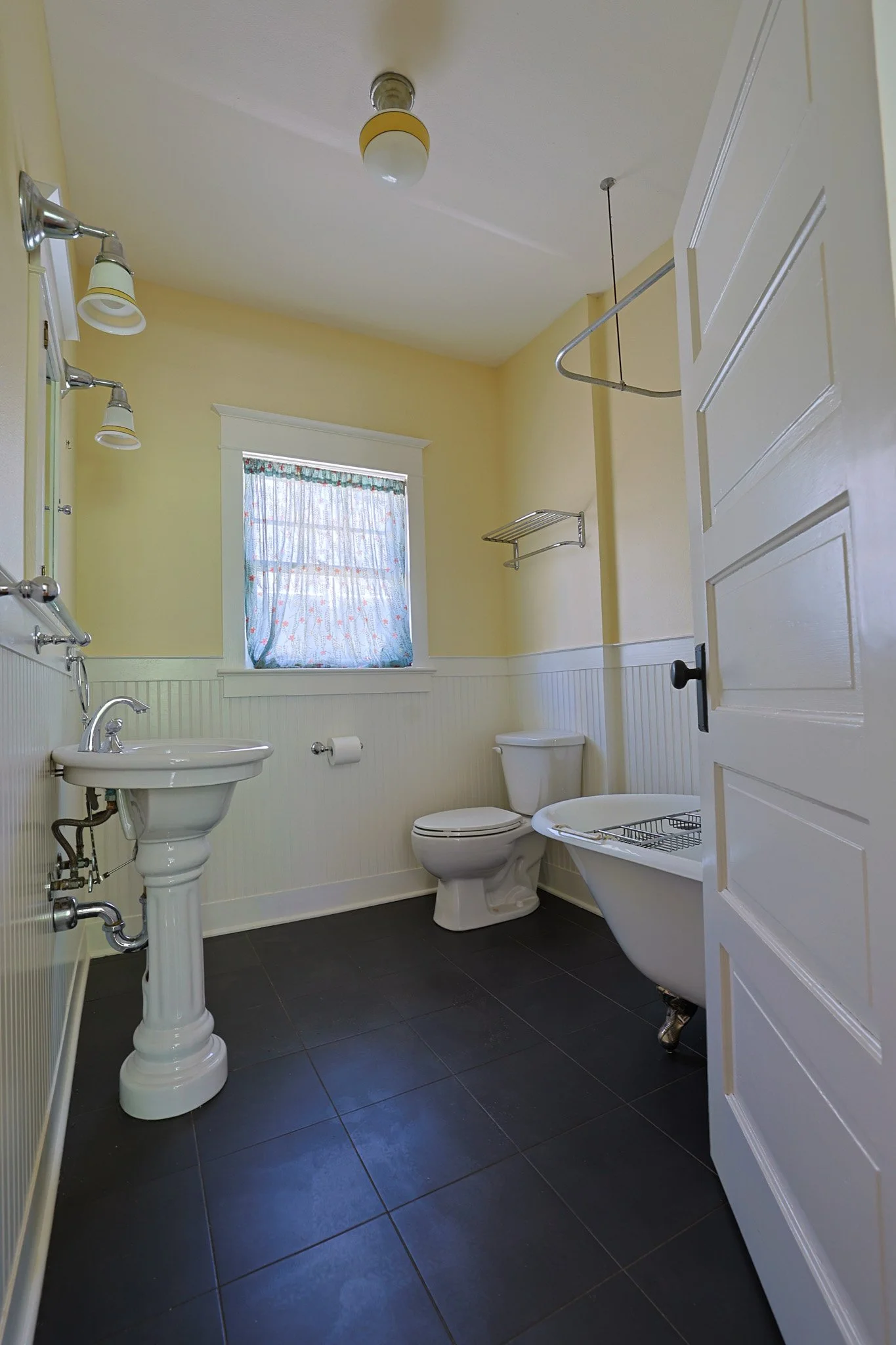 Threshold house rental pics-41.jpg