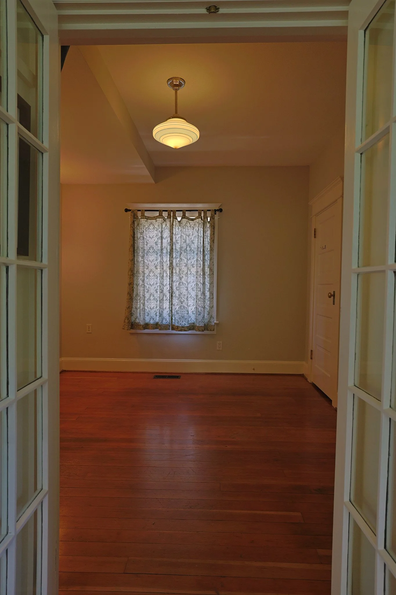 Threshold house rental pics-48.jpg