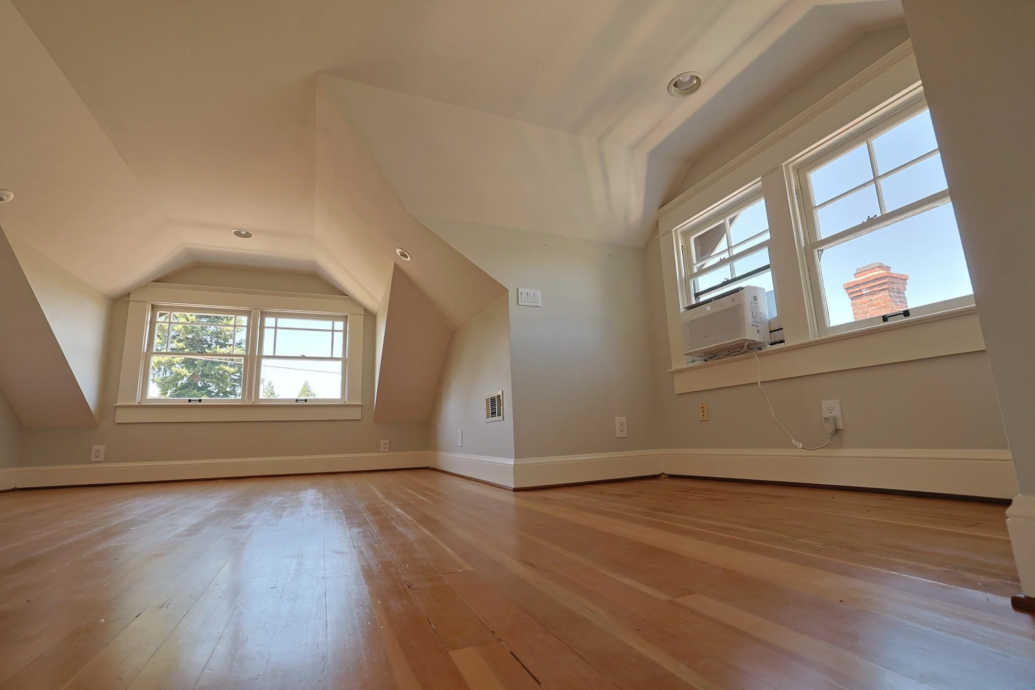 Threshold house rental pics-24.jpg