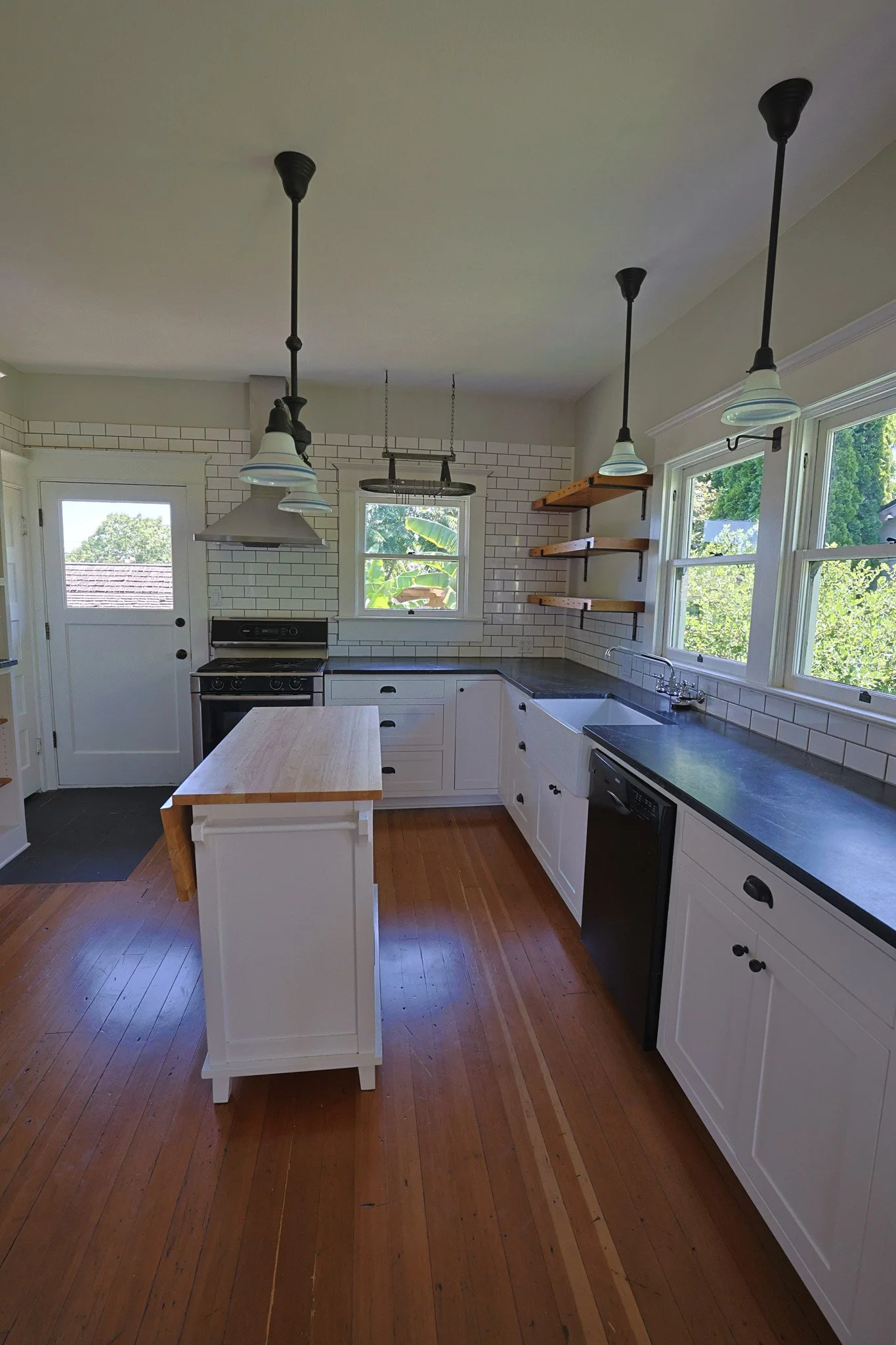 Threshold house rental pics-52.jpg