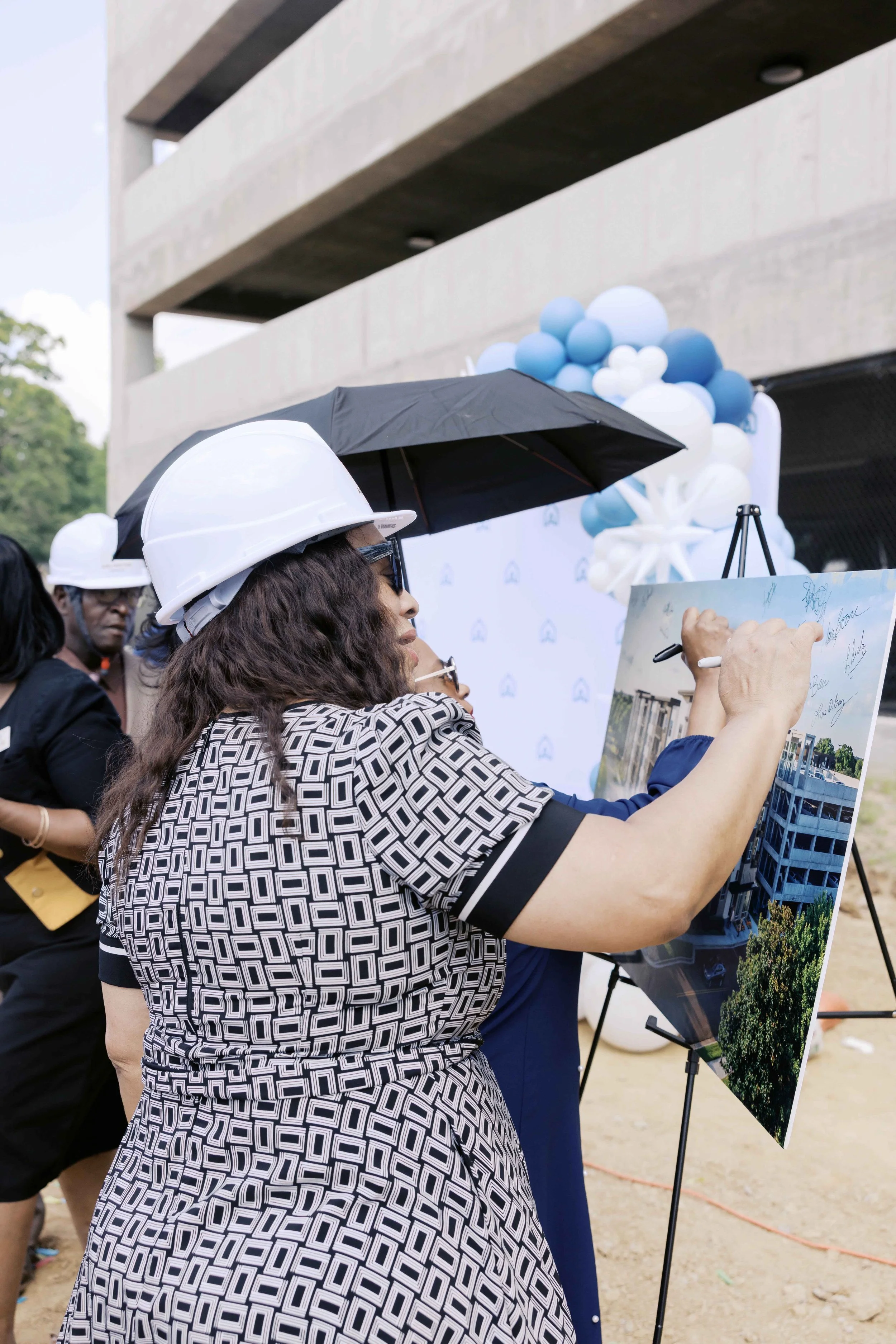 Flats at Fondren_Goundbreaking_Ceremony_Rendering Signing 7_April2026_Web.jpg