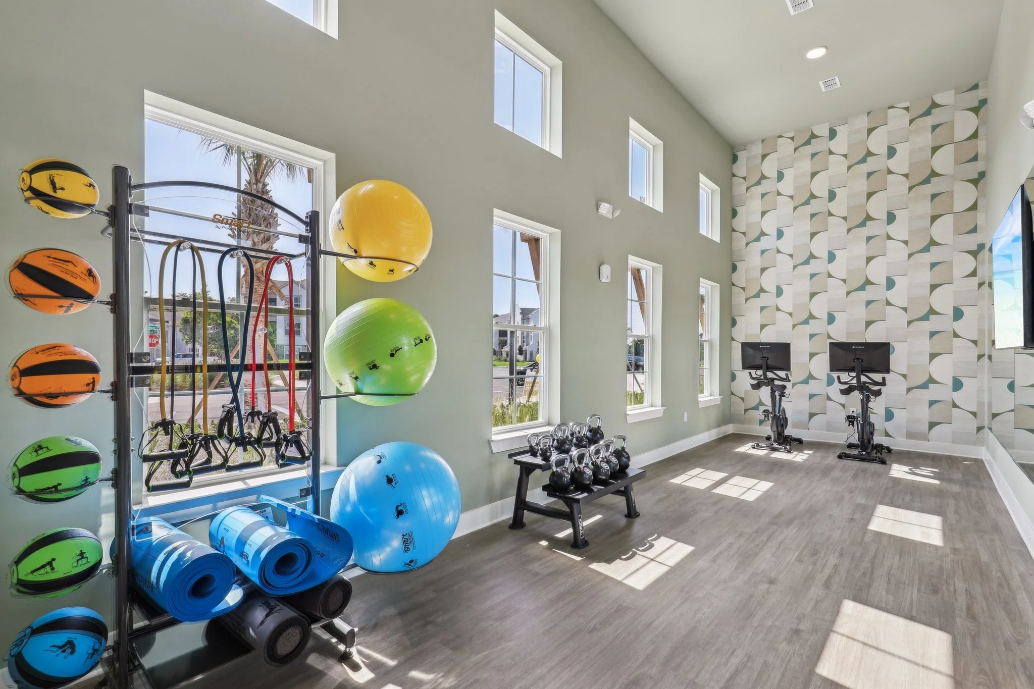 63-web-or-mls-Oxmoor Rd-3105-916.jpg