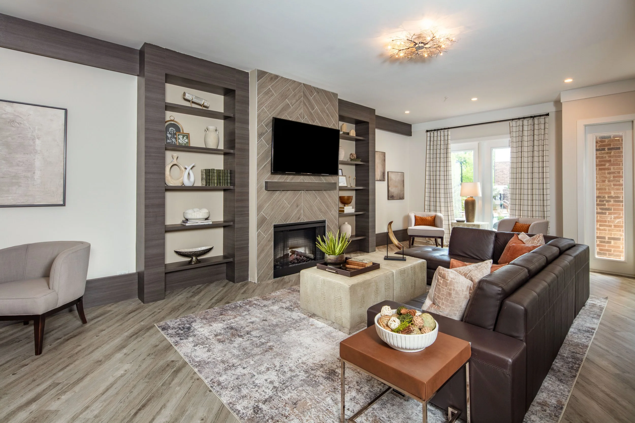 Tapestry Bocage_Interior Amenities_Resident Lounge 2_April2026_HighRes.jpg