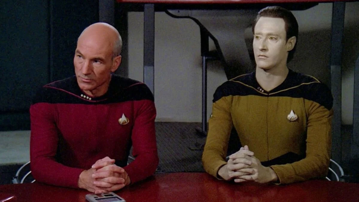Why You Should Have a Bromance With Data Just Like Jean-Luc Picard