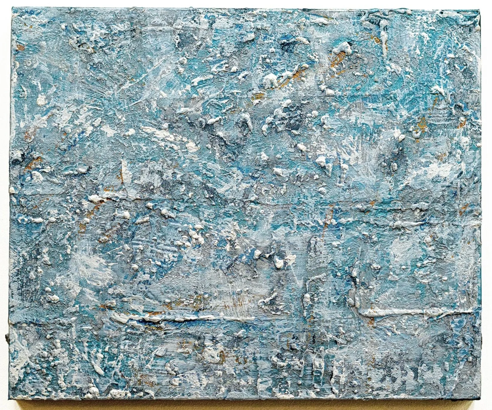 Gossamer Thread II, 2016–2018. Acrylic, mixed media, and oil on canvas mounted on board. 24 × 39 in