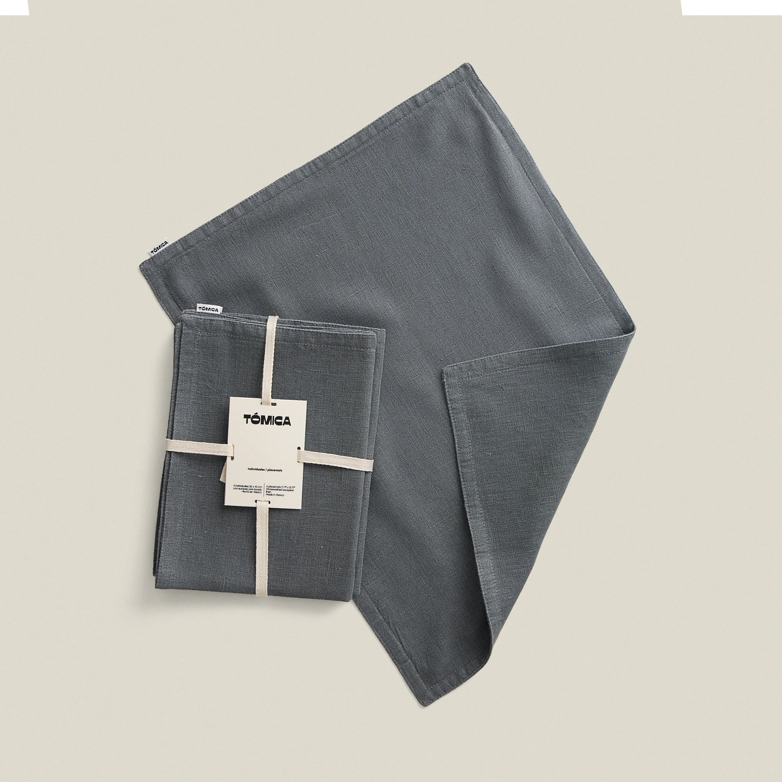 Grey linen placemat set