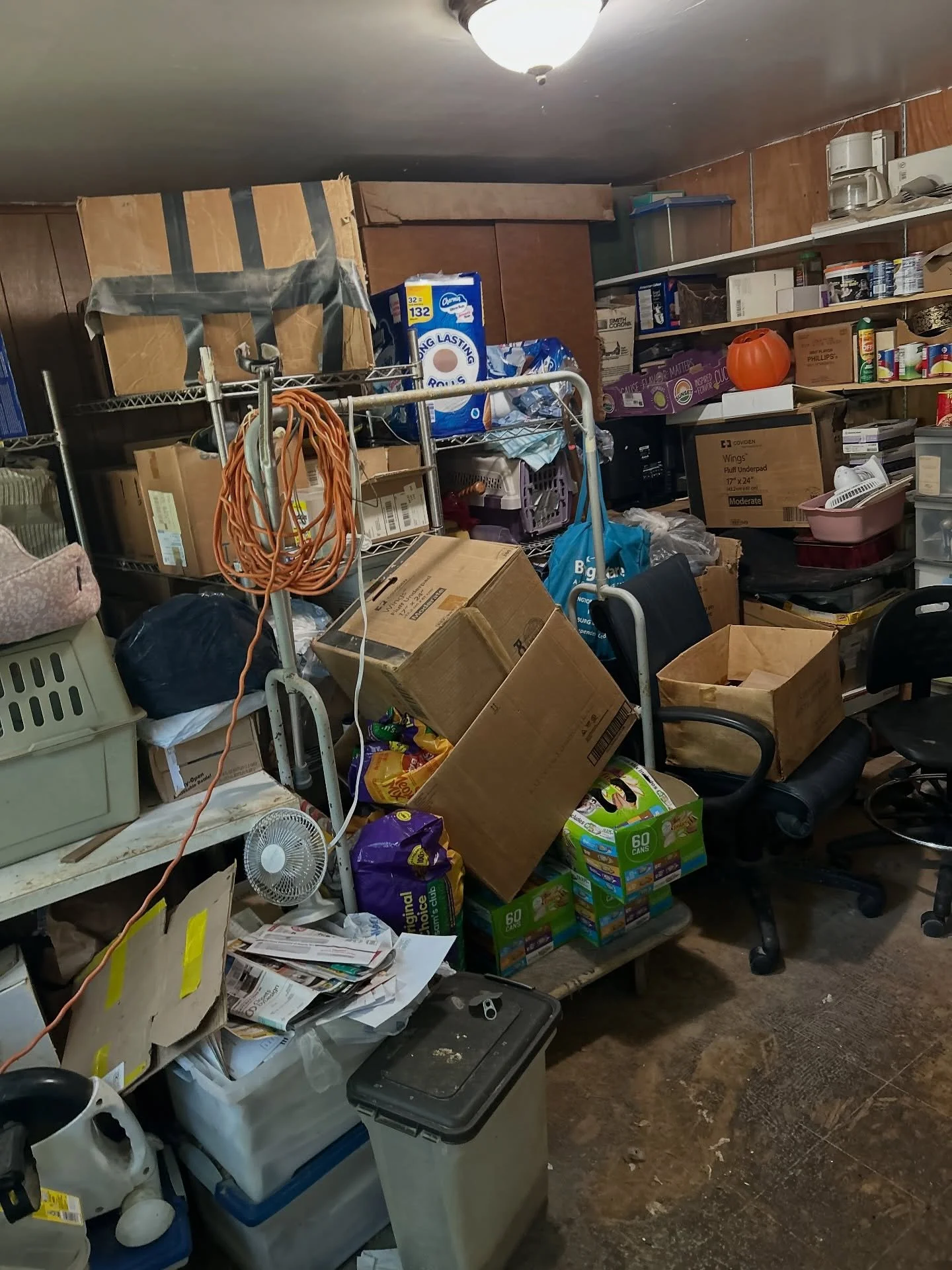 Apex IronClad Services LLC &mdash; Built on hard work, honesty, and results that speak for themselves.
We specialize in full cleanouts, hauling, and property transformations for homes, estates, and investment properties. Whether it&rsquo;s one room o