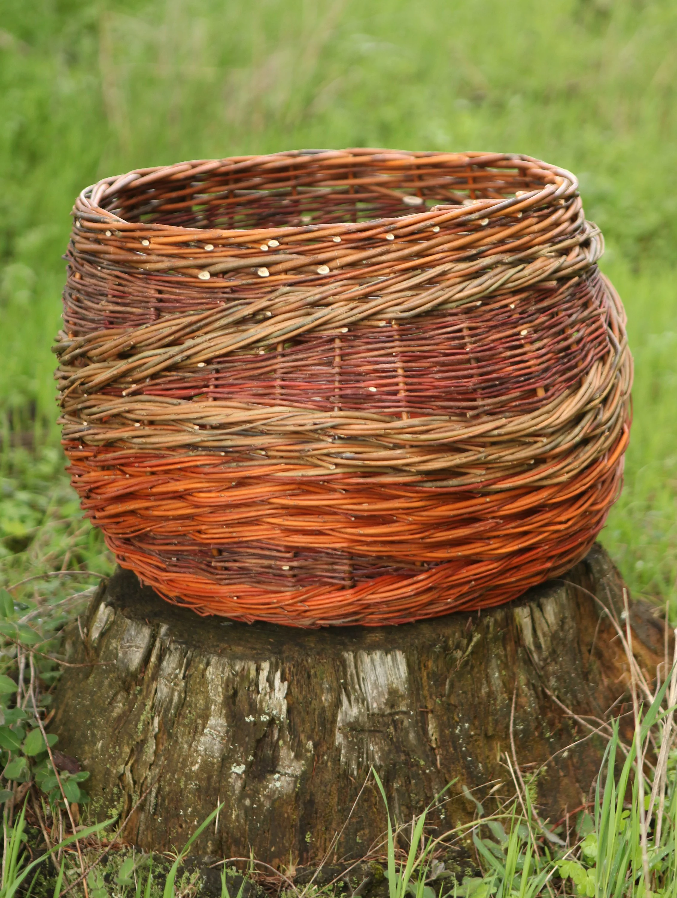 Large Round Mix Weave Belly Basket 021