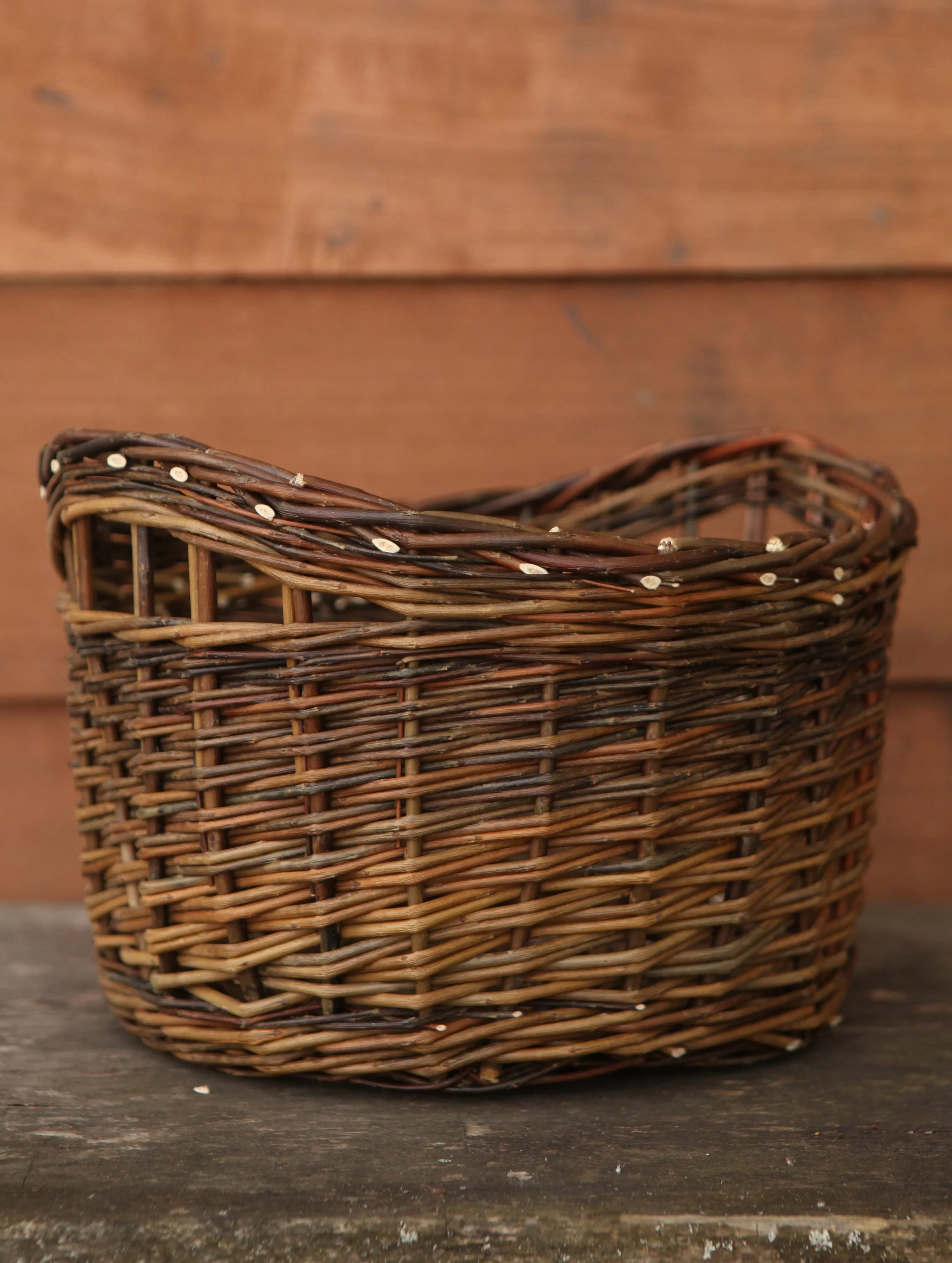Round Gathering Basket 020