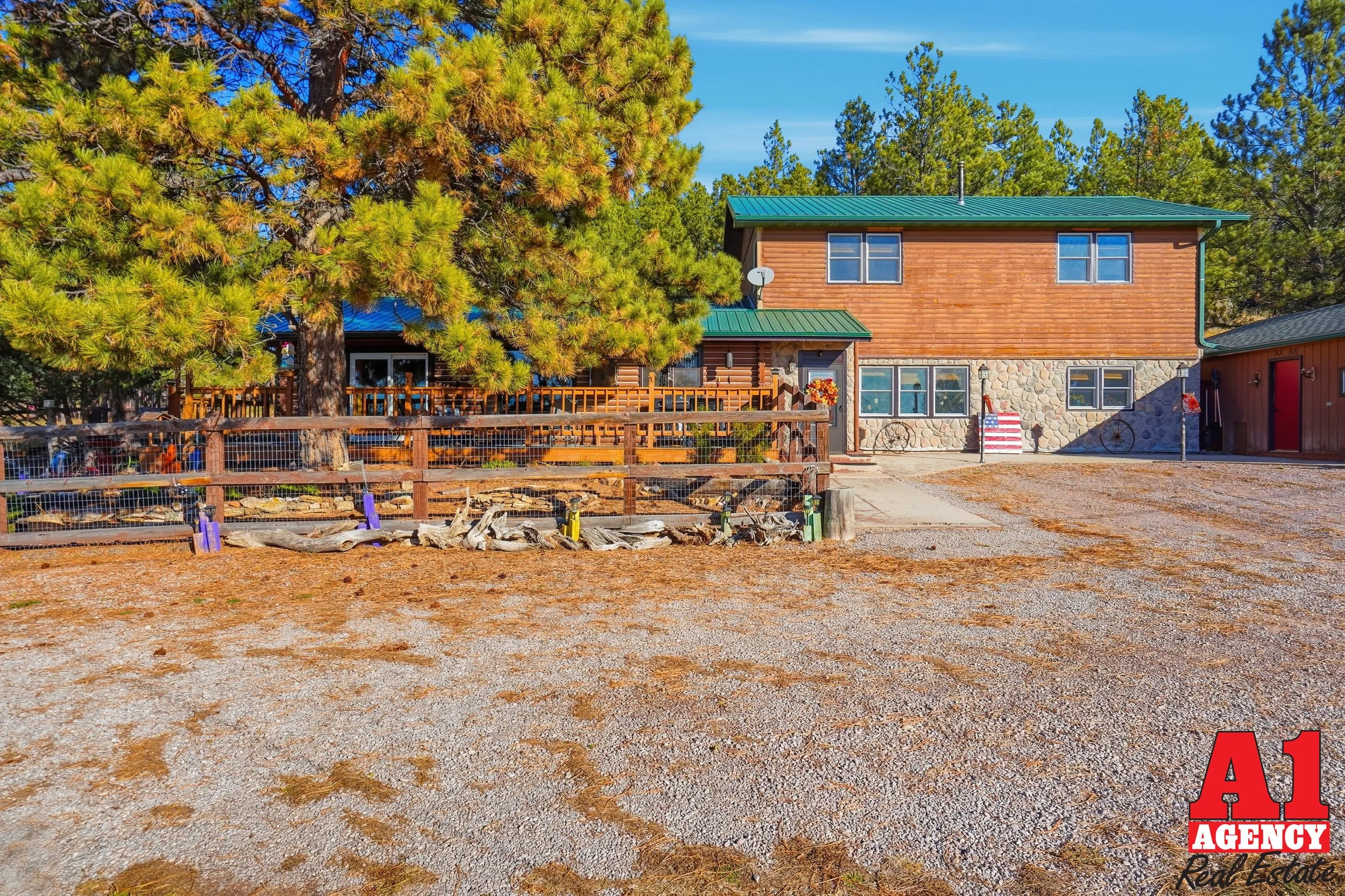 23374 N Hwy 85 - Newcastle, WY