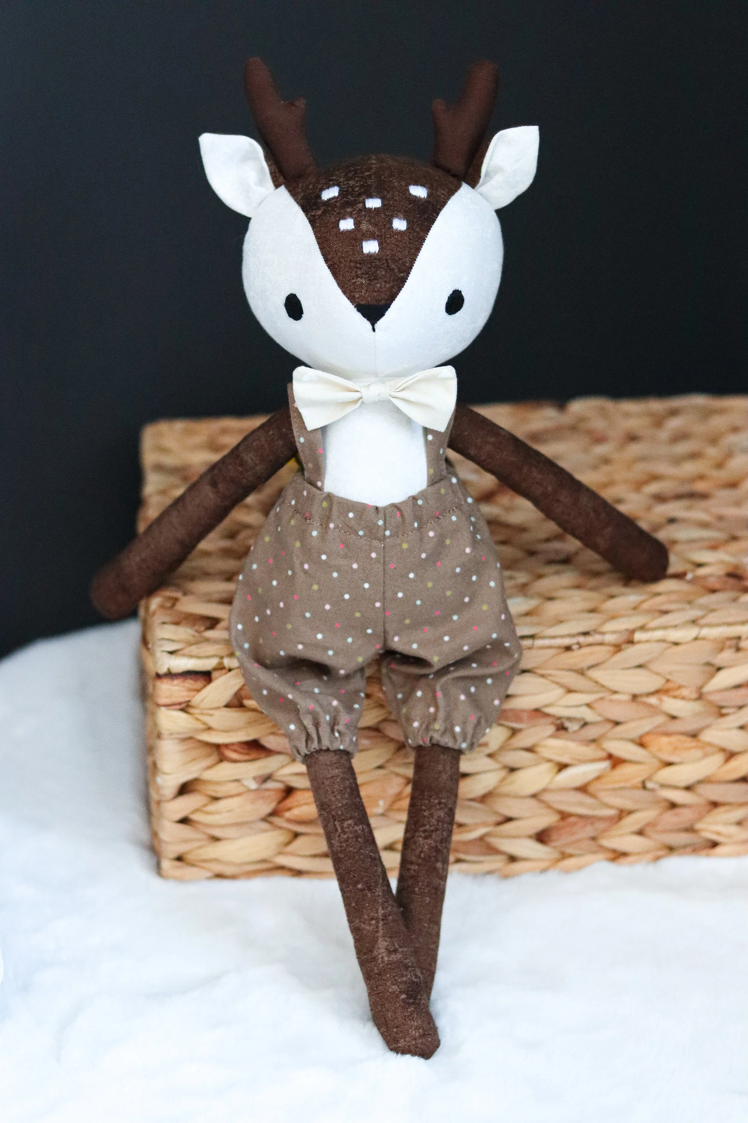 Dreamy Deer - Shorts and Bow Tie