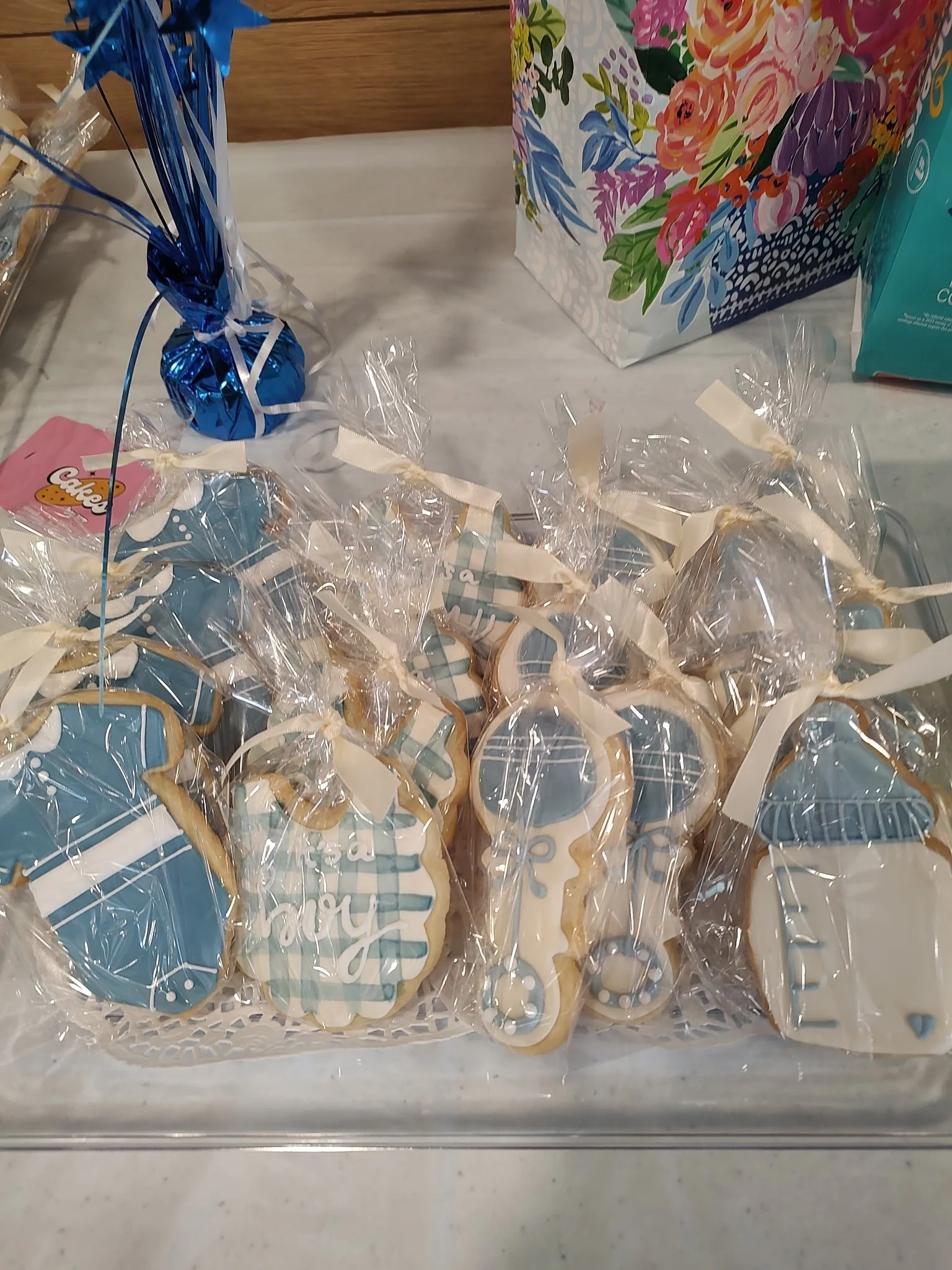 Baby shower cookies