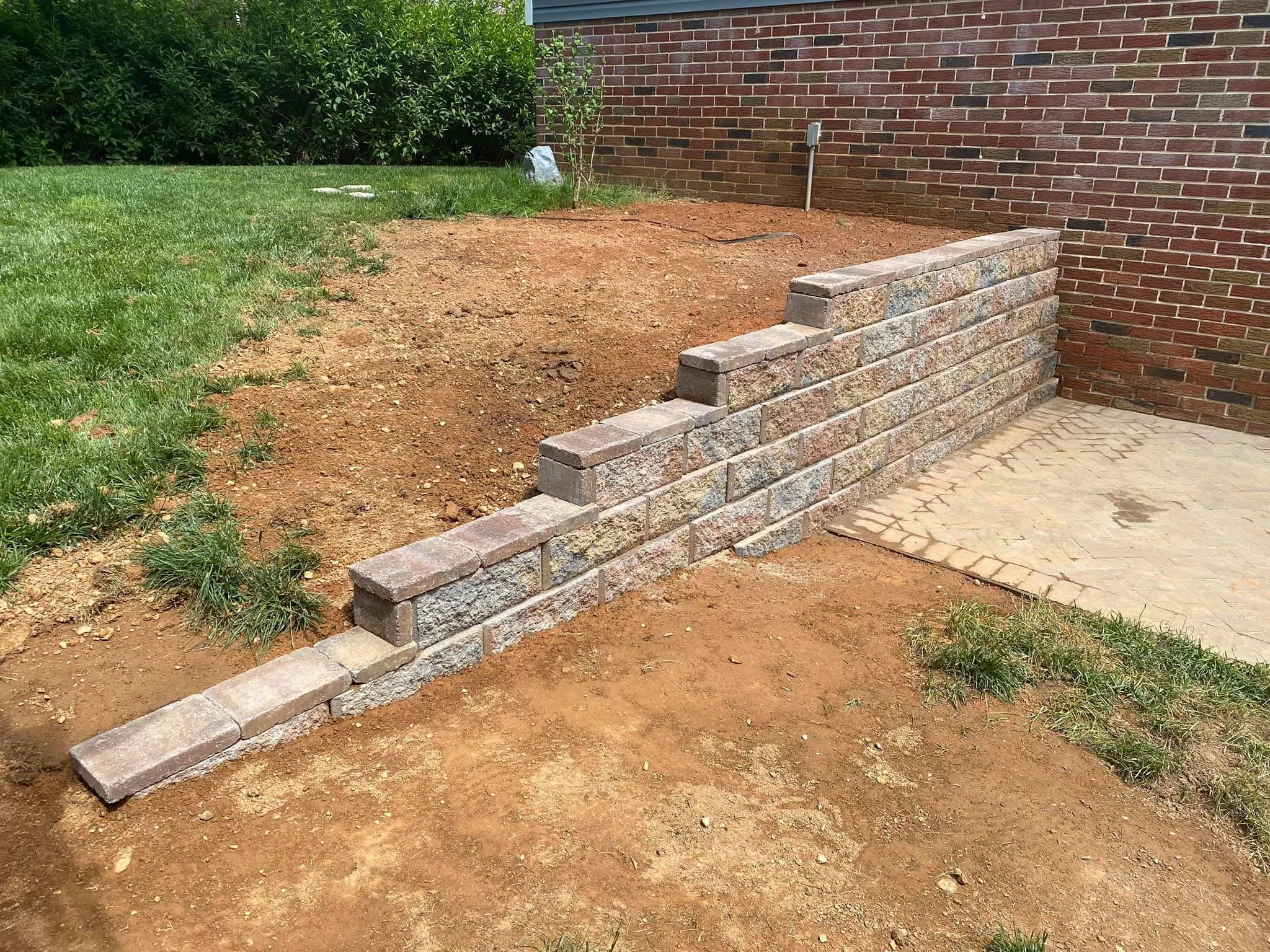 retaining wall.jpg