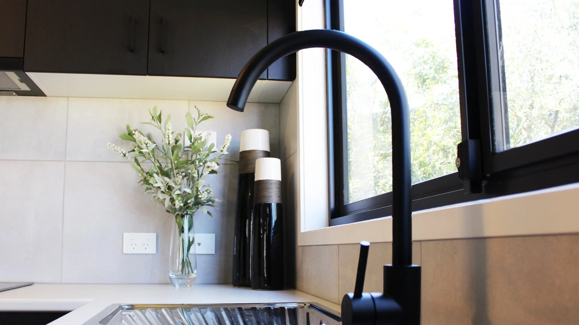 Willow-Grove-Homes-and-Granny-Flats-kitchen-tap.jpg