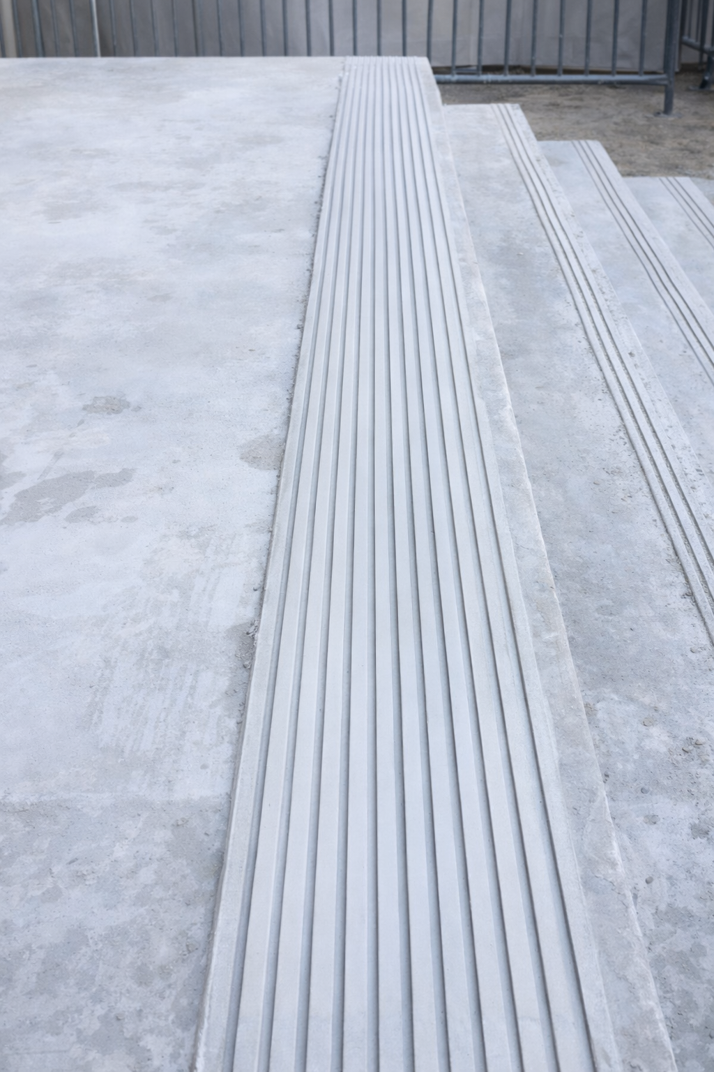 top of stairs rung.png