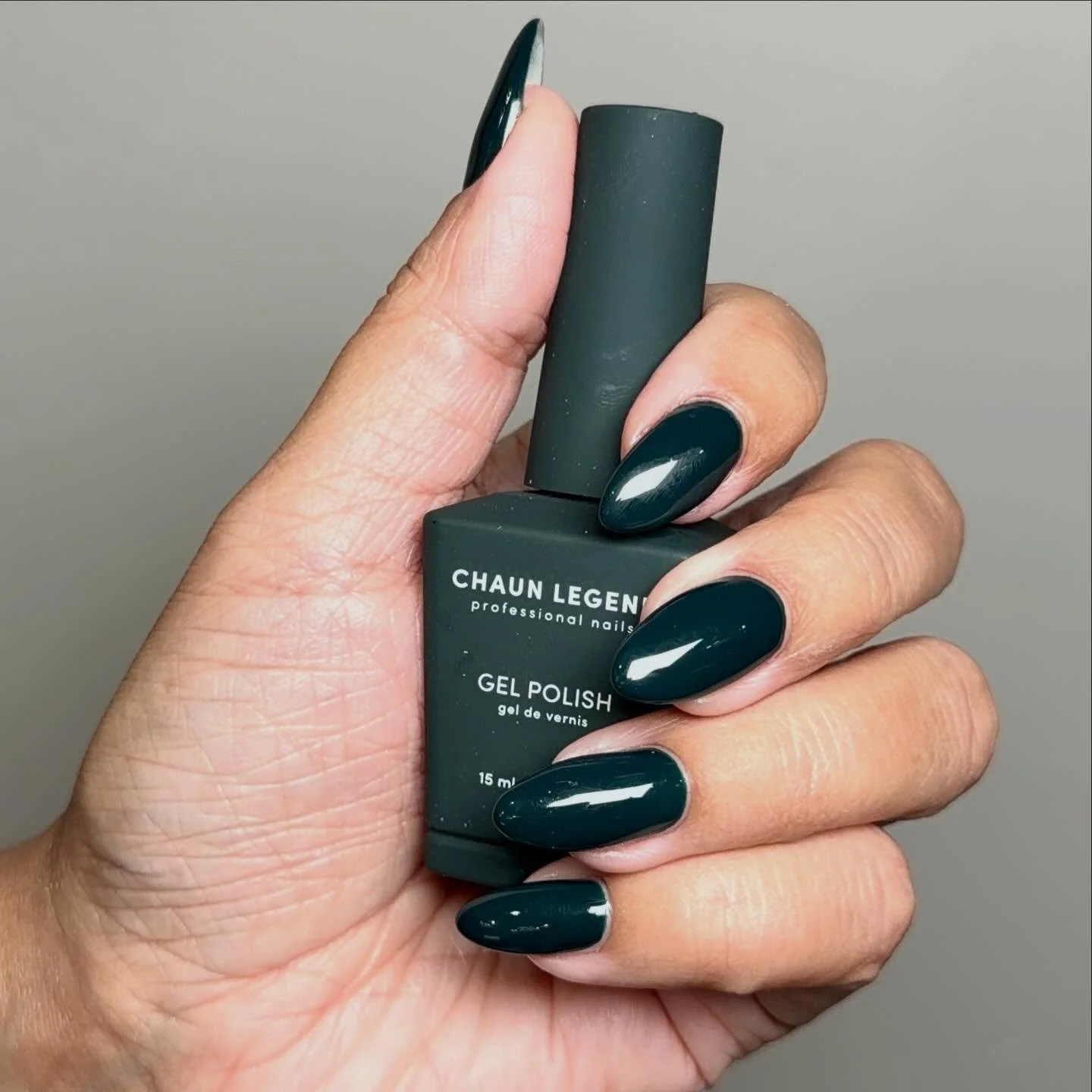 The perfect dark teal 🎄