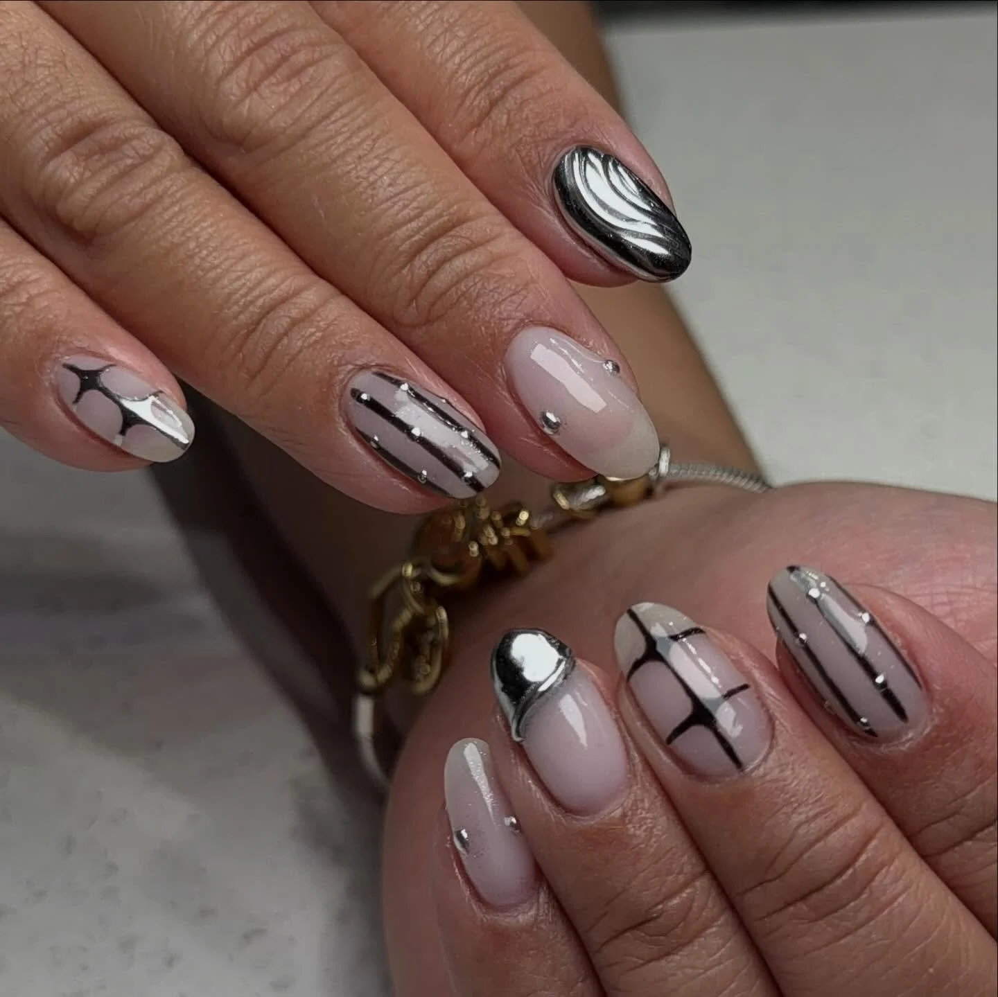 Certified cool grl 🎲 

Builder gel with Intricate Nail Art by Jessica 

Jessica&rsquo;s books are filling VERY quickly this month. Don&rsquo;t miss your chance to see her 😌