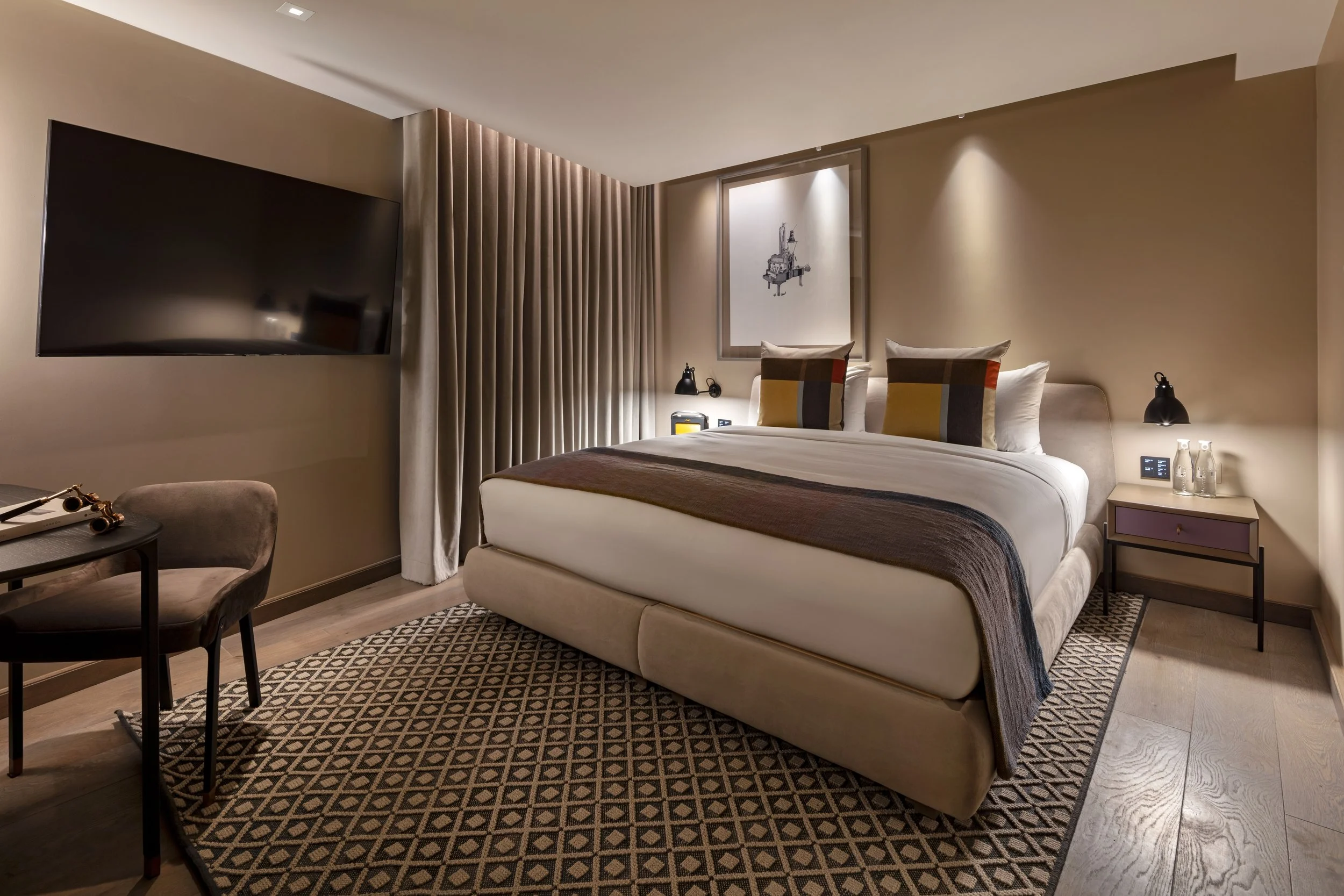 The Londoner_Junior Suite (4).jpeg