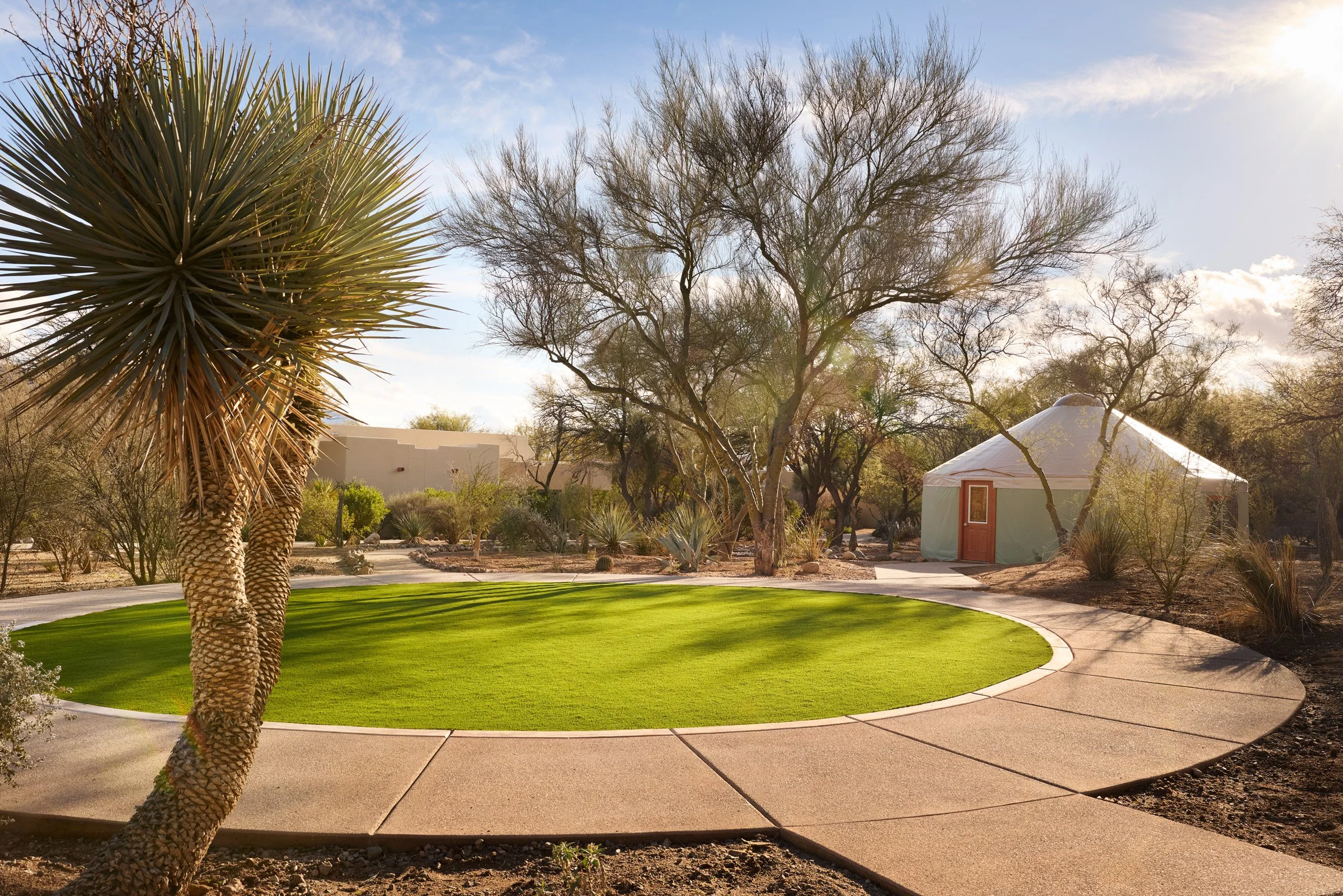 TUSOB_OracleLawn_1164.jpg