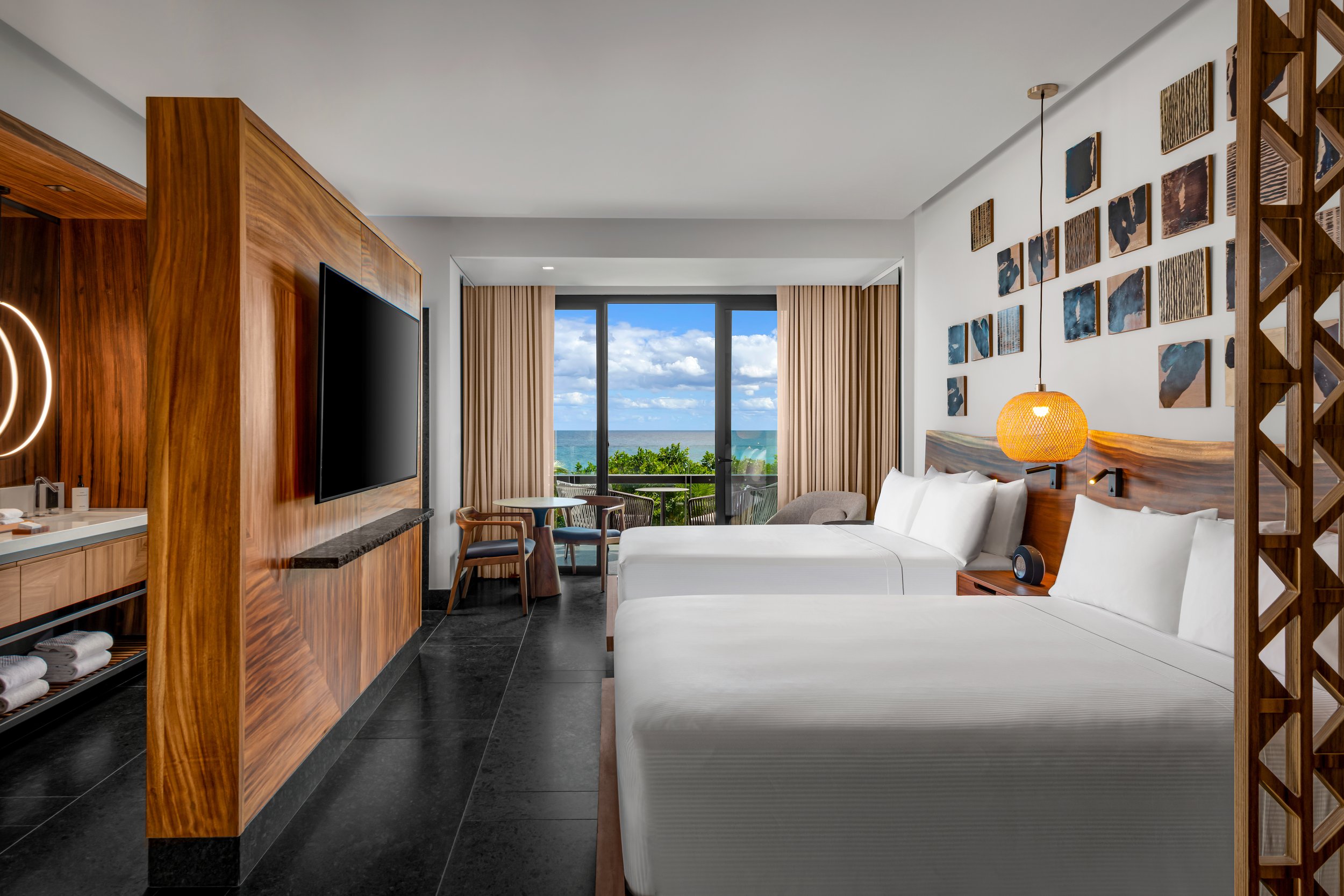 Partial Ocean View Guestroom w 2 Queen Beds  (2).jpg